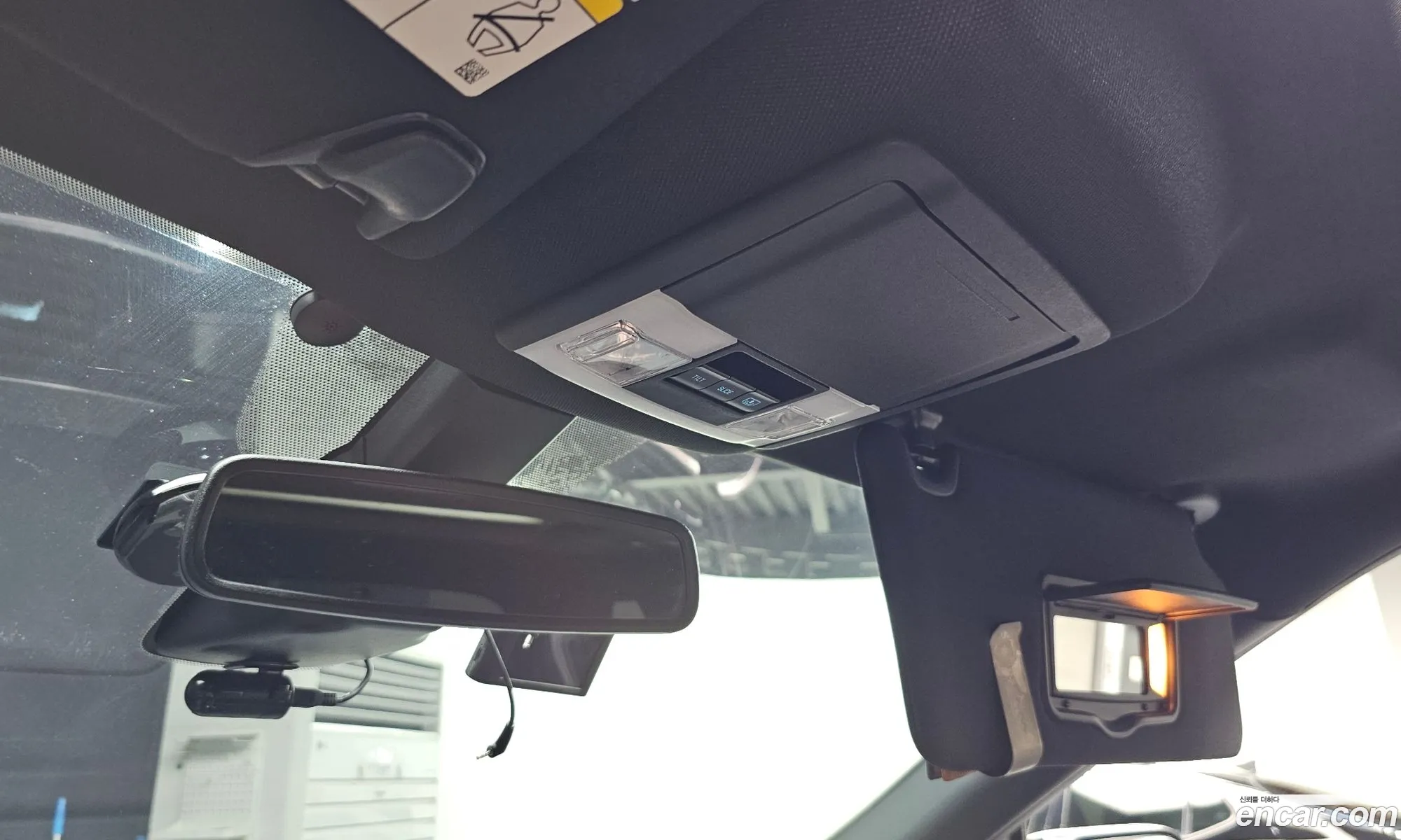 Ford Explorer 2018 1FM5K8FH3JGA44834 — 8