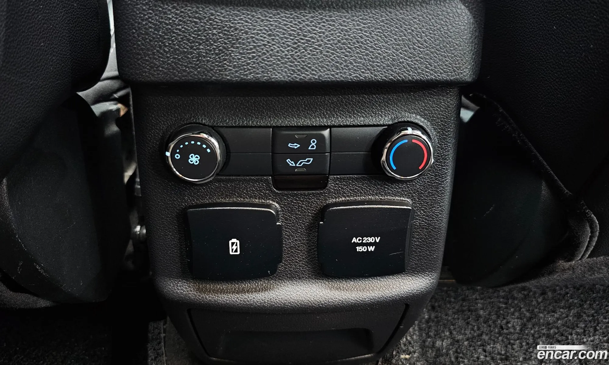 Ford Explorer 2018 1FM5K8FH3JGA44834 — 26