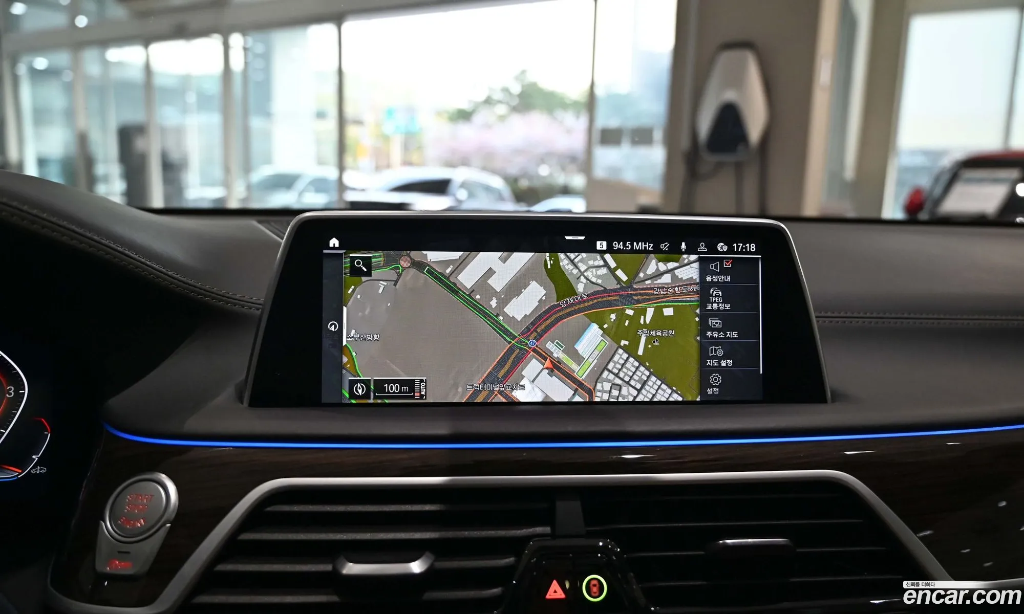 BMW 7 Series 2019 — 11