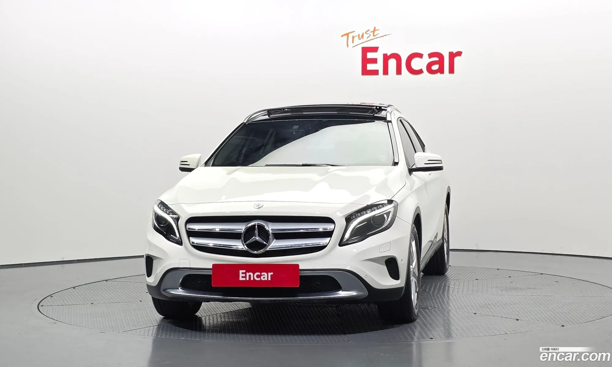 Mercedes-Benz GLA-Class X156 2015 — 3