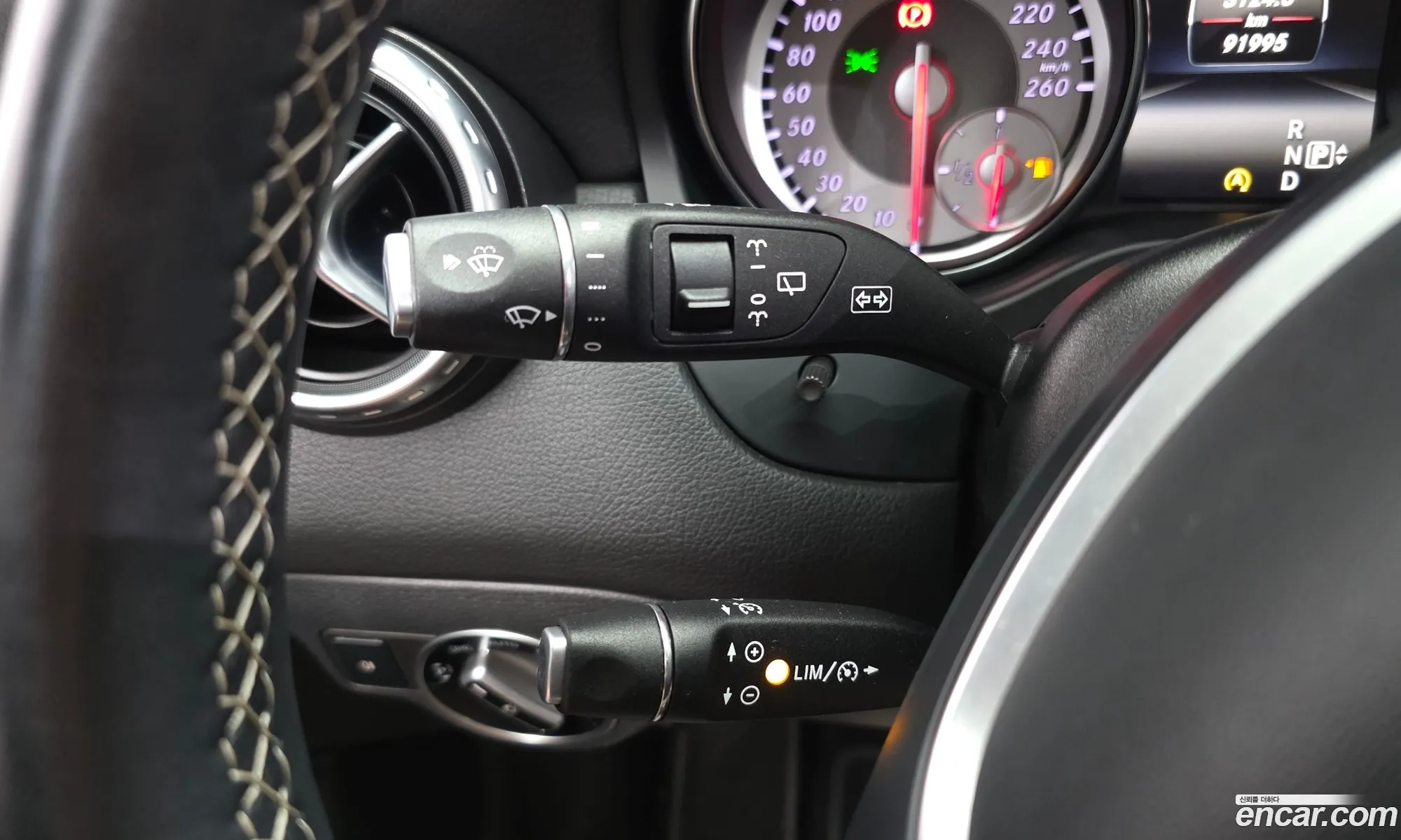 Mercedes-Benz GLA-Class X156 2015 — 17