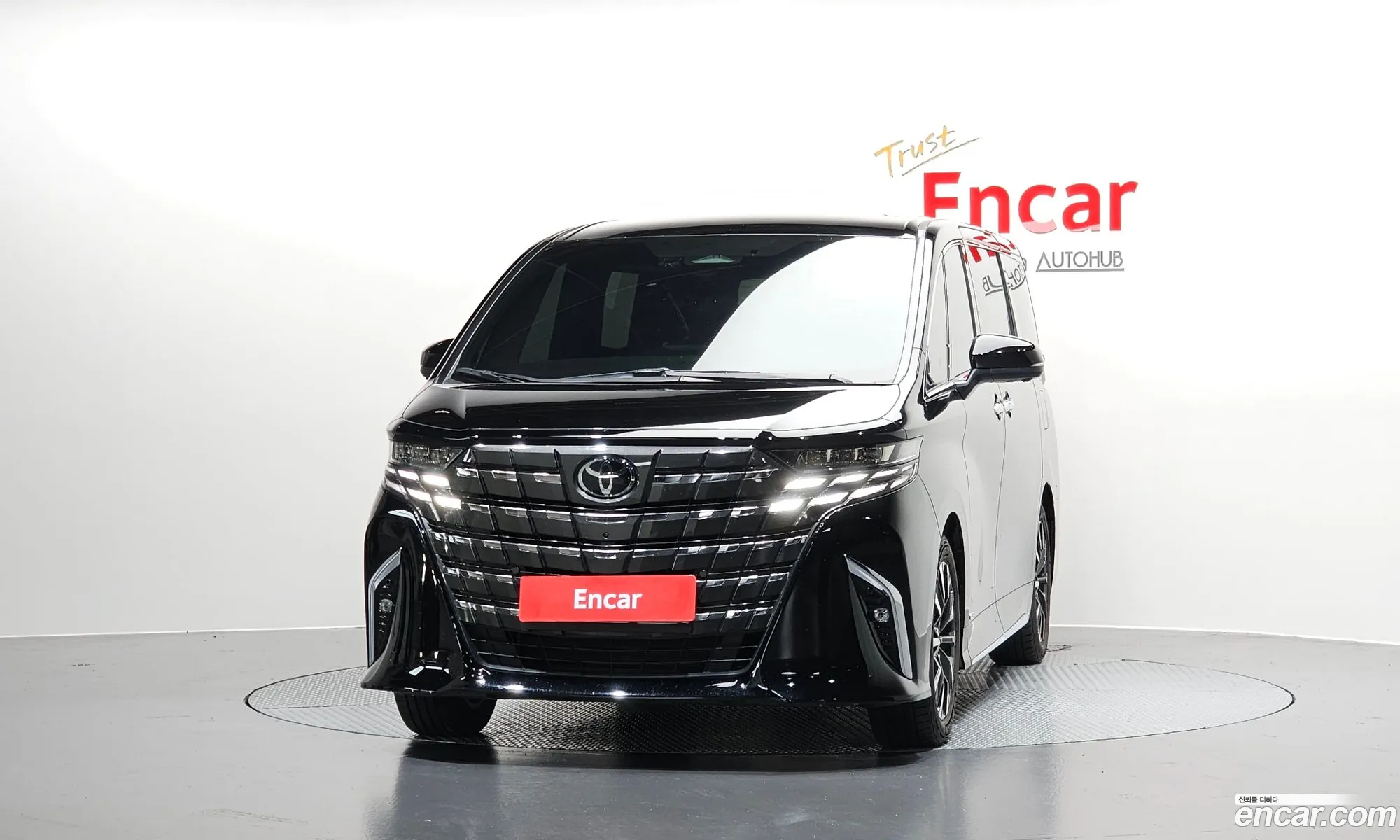 Toyota Alphard 2025 — 19