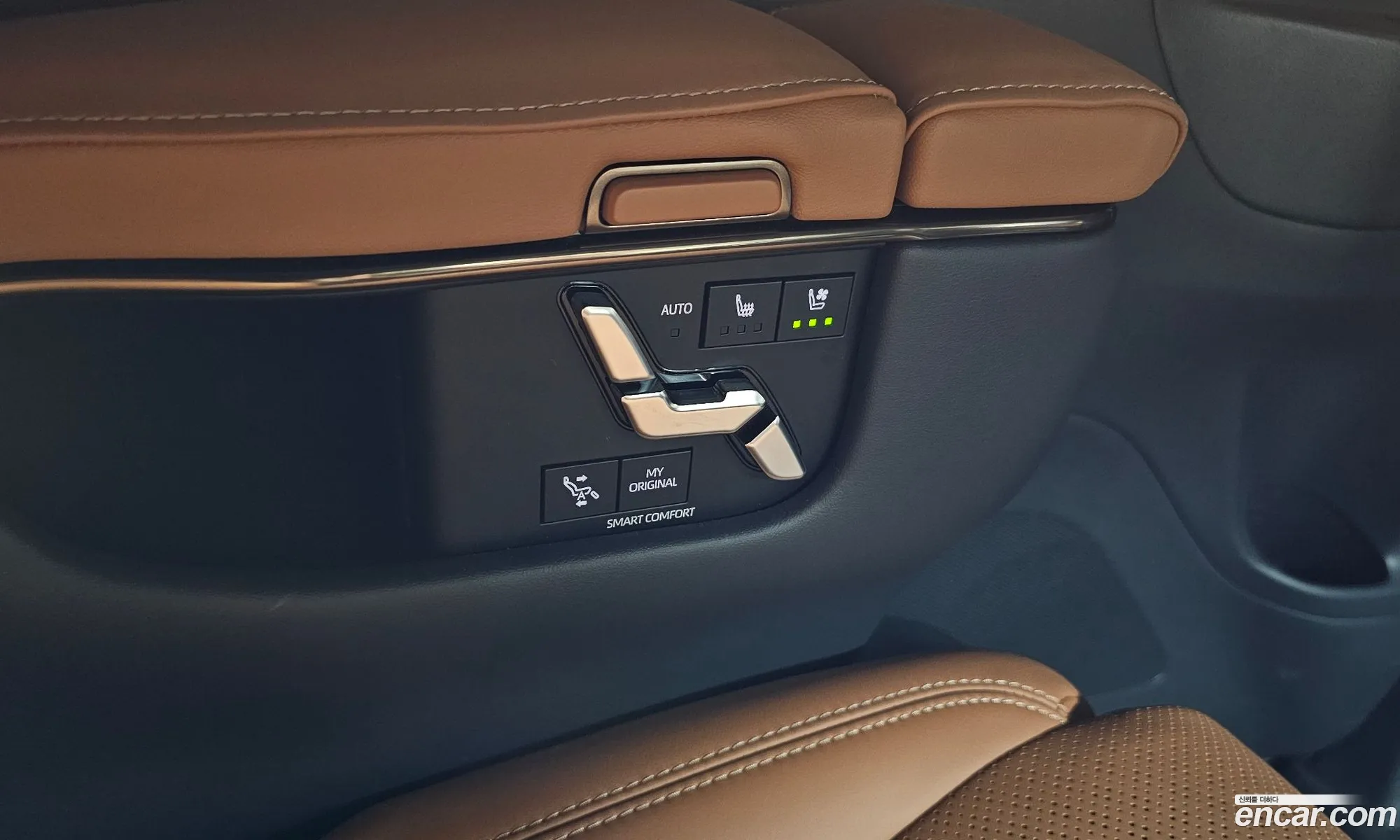 Toyota Alphard 2025 — 20