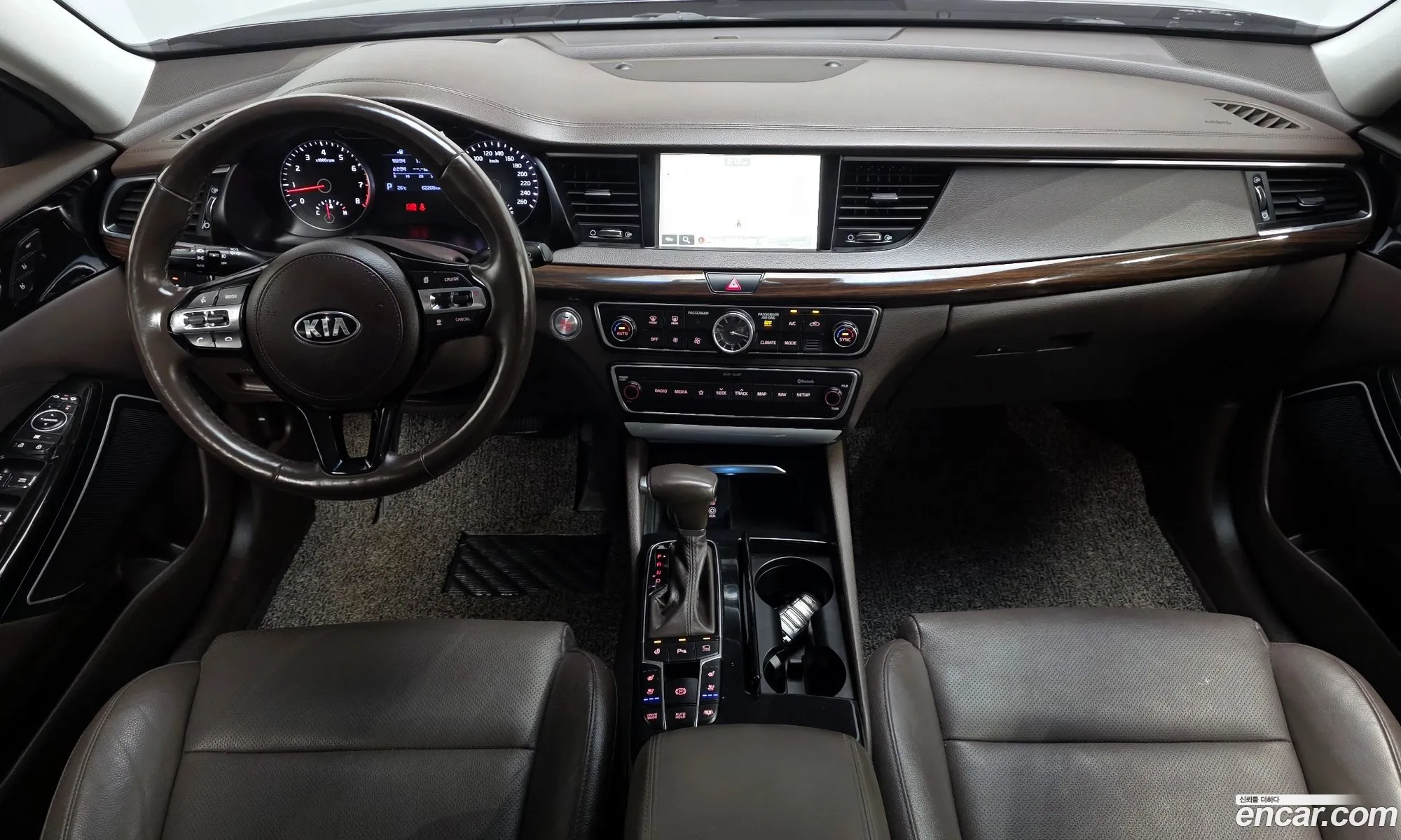 Kia K7 2019 — 2
