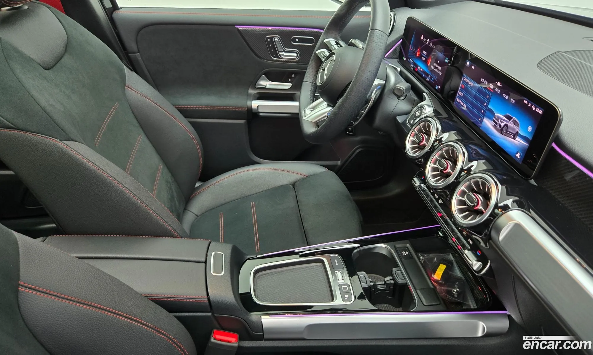 Mercedes-Benz GLB-Class X247 2025 — 20