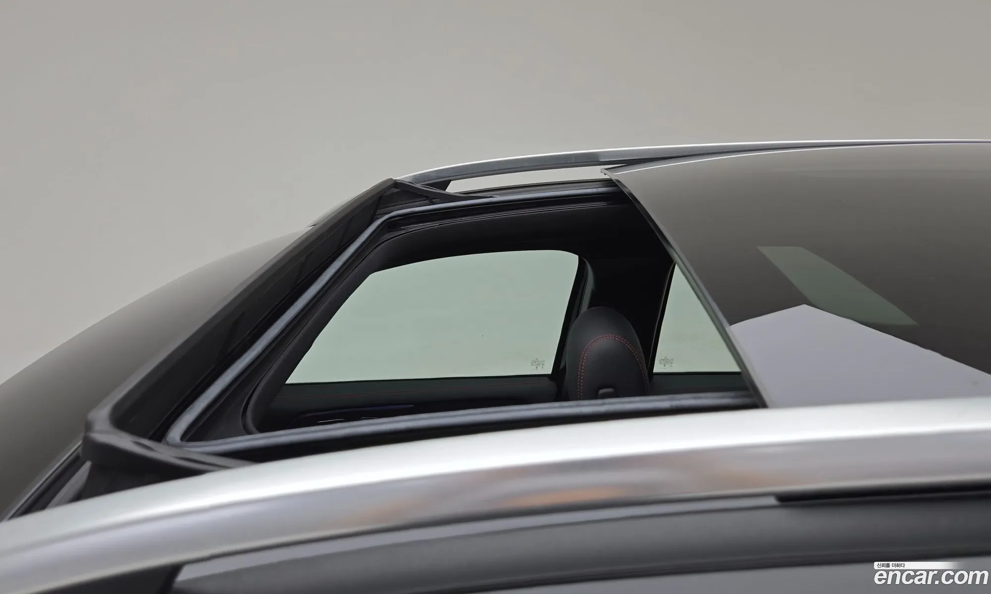 Mercedes-Benz GLB-Class X247 2025 — 12