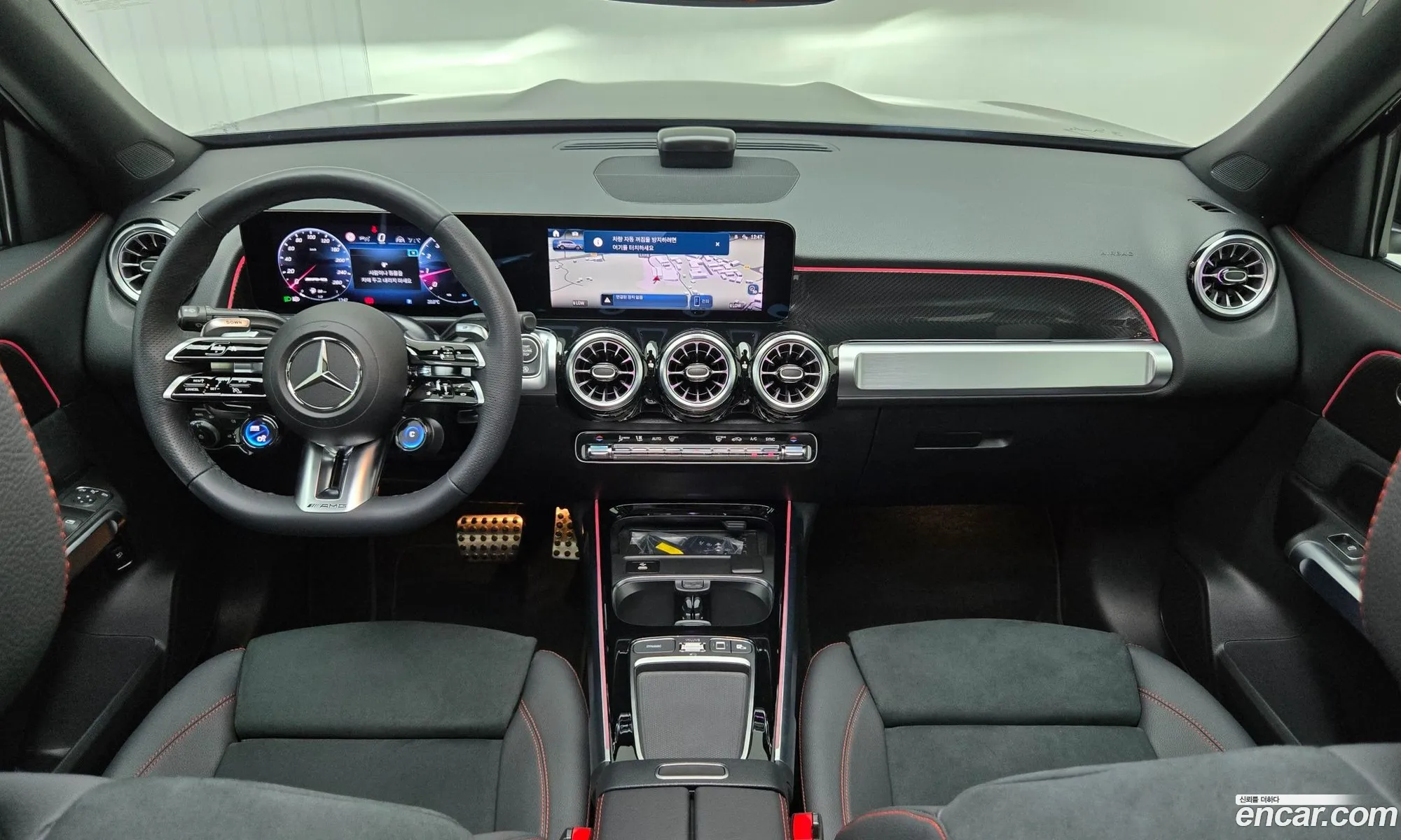 Mercedes-Benz GLB-Class X247 2025 — 8