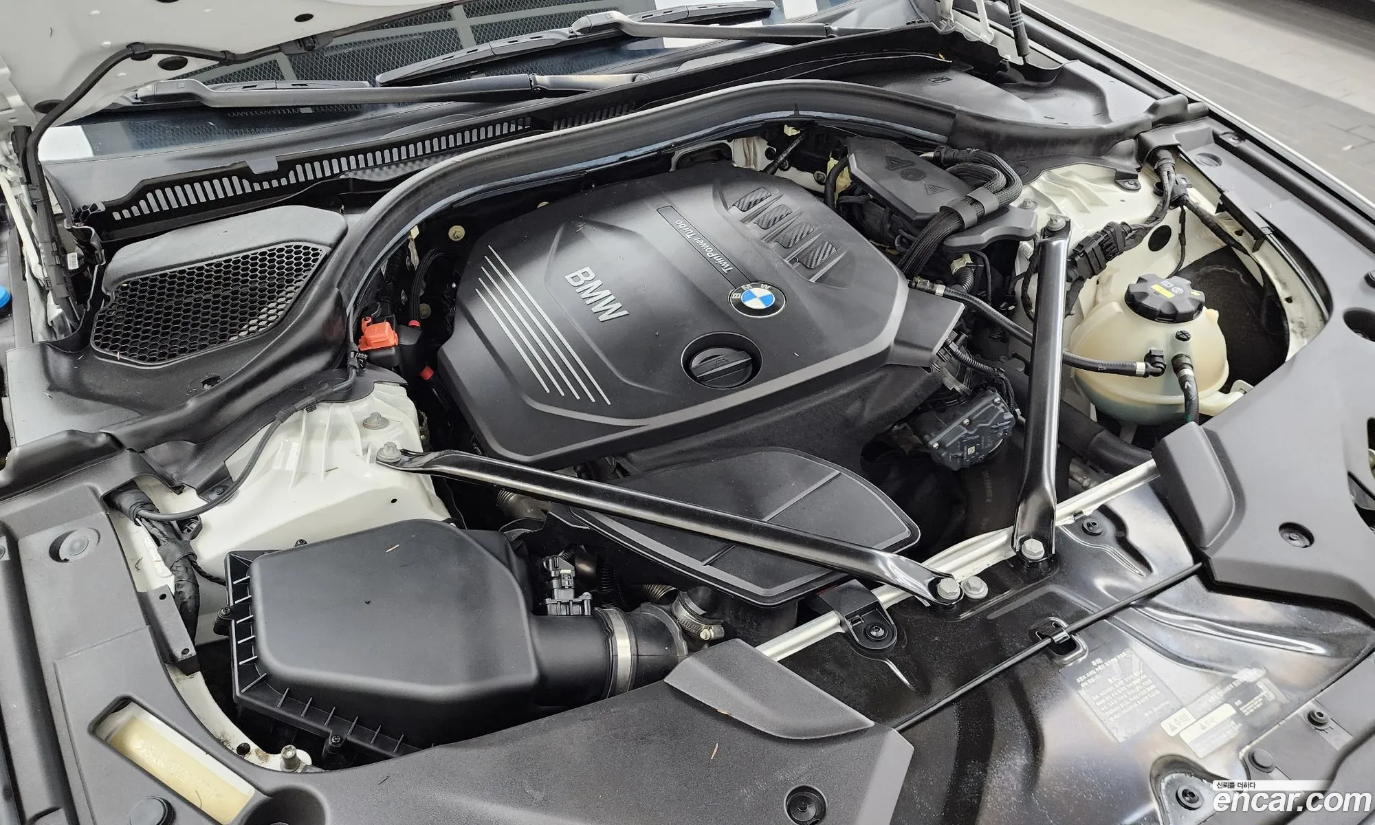 BMW 5 Series 2017 WBAJC3107JWB77705 — 5