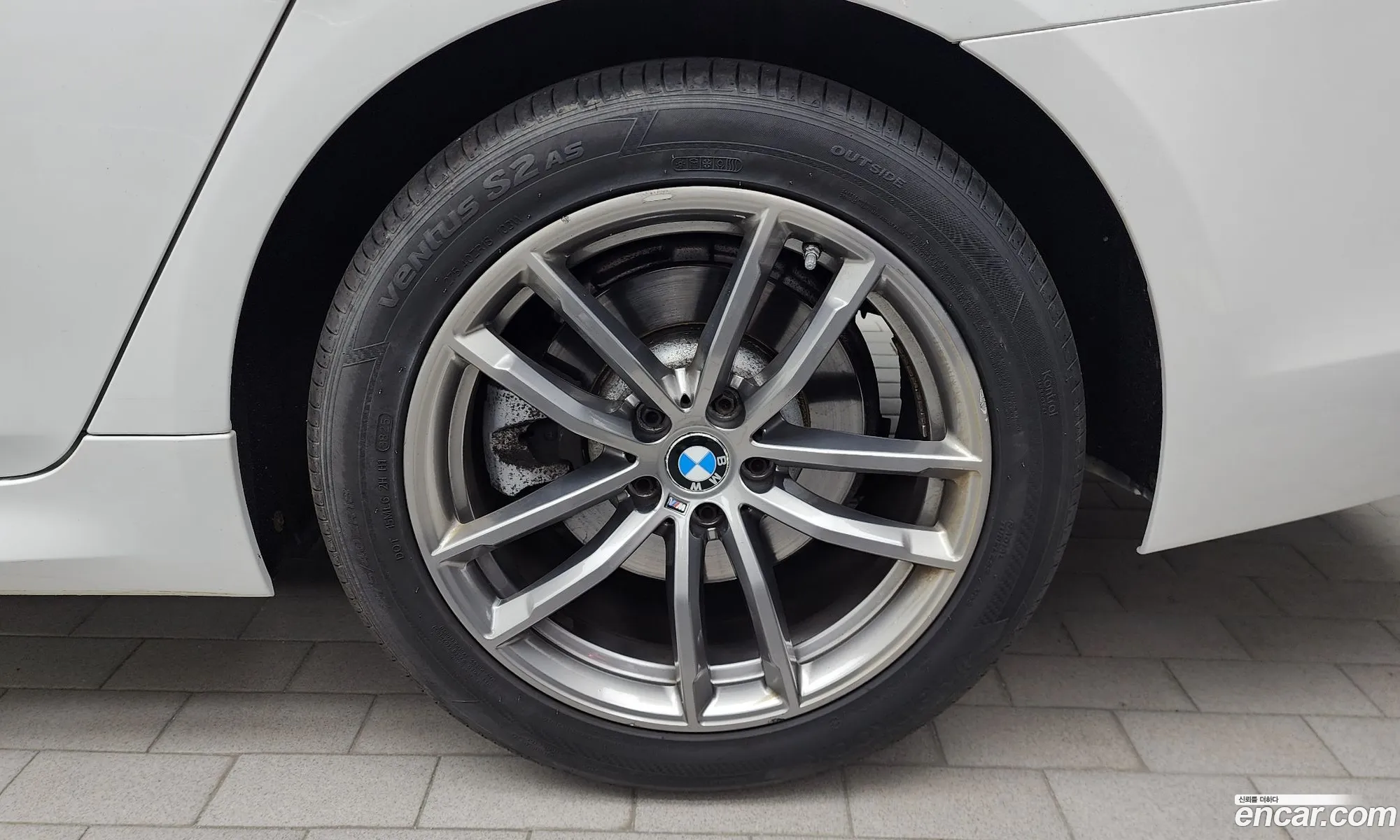 BMW 5 Series 2017 WBAJC3107JWB77705 — 9