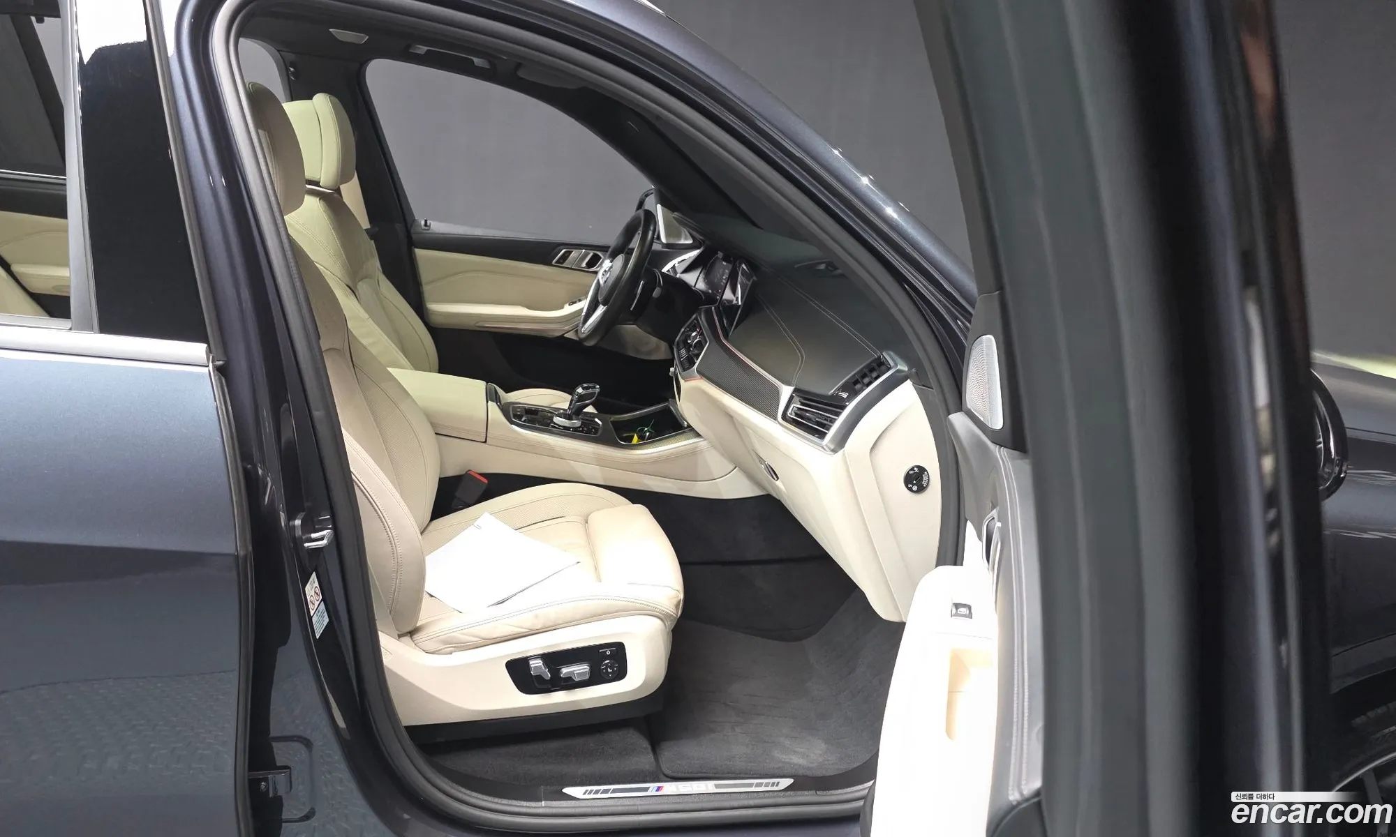 BMW X5 2021 — 24