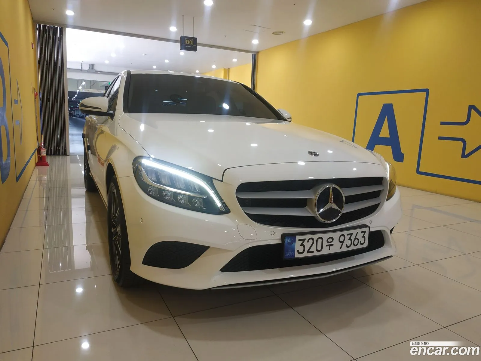 Mercedes-Benz C-Class W205 2019 — 16