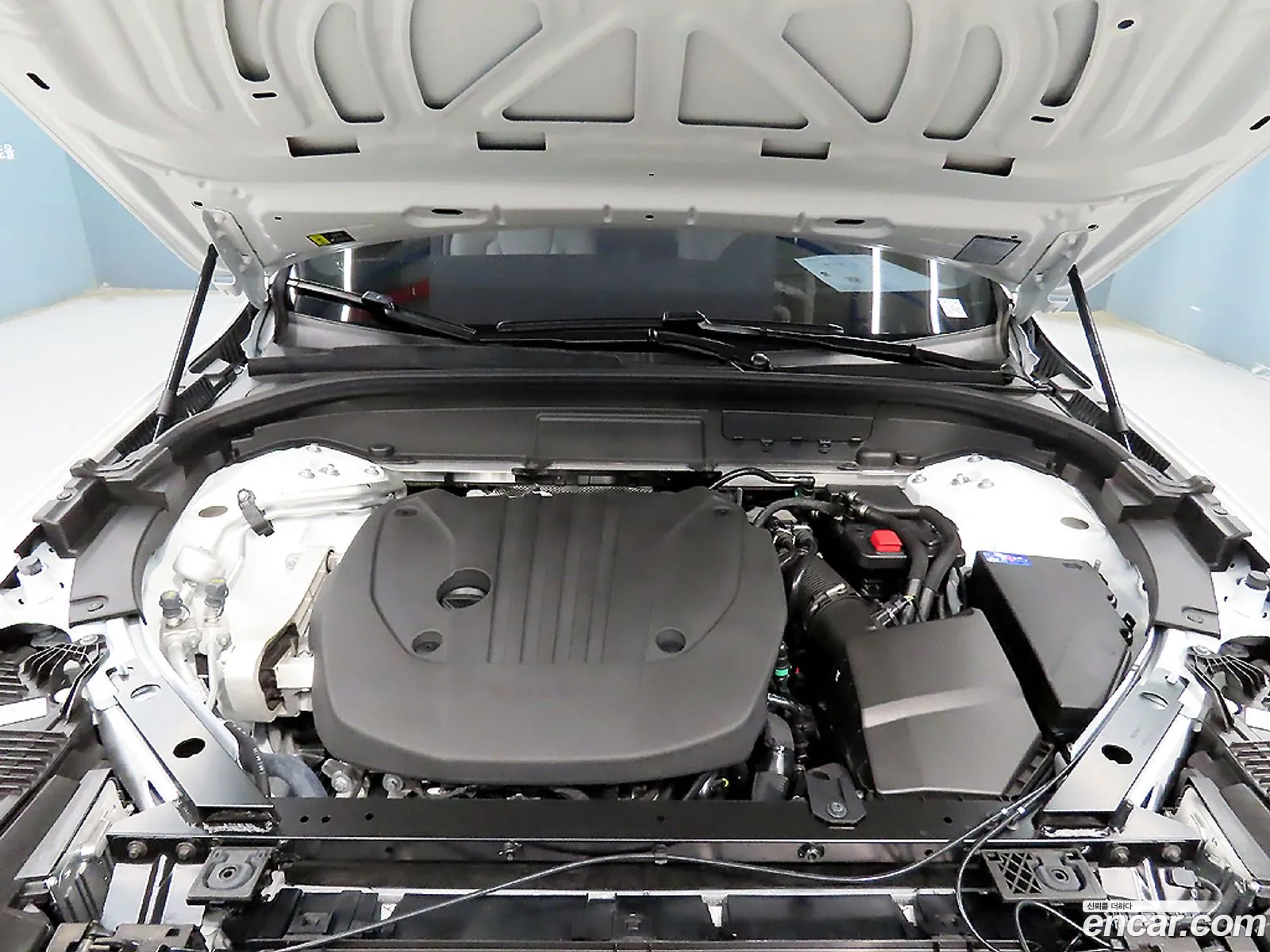 Volvo XC60 2025 — 8