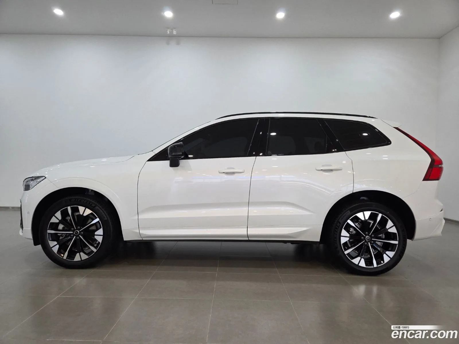 Volvo XC60 2025 — 6