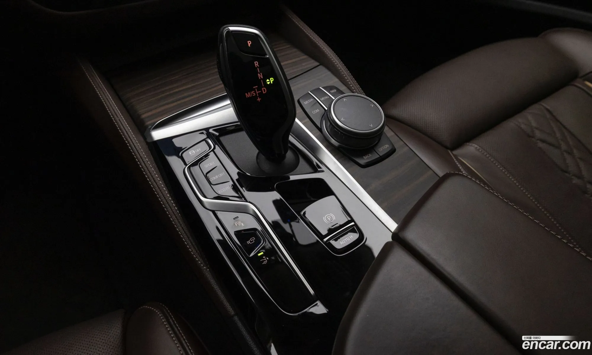 BMW 6 Series GT 2020 — 10