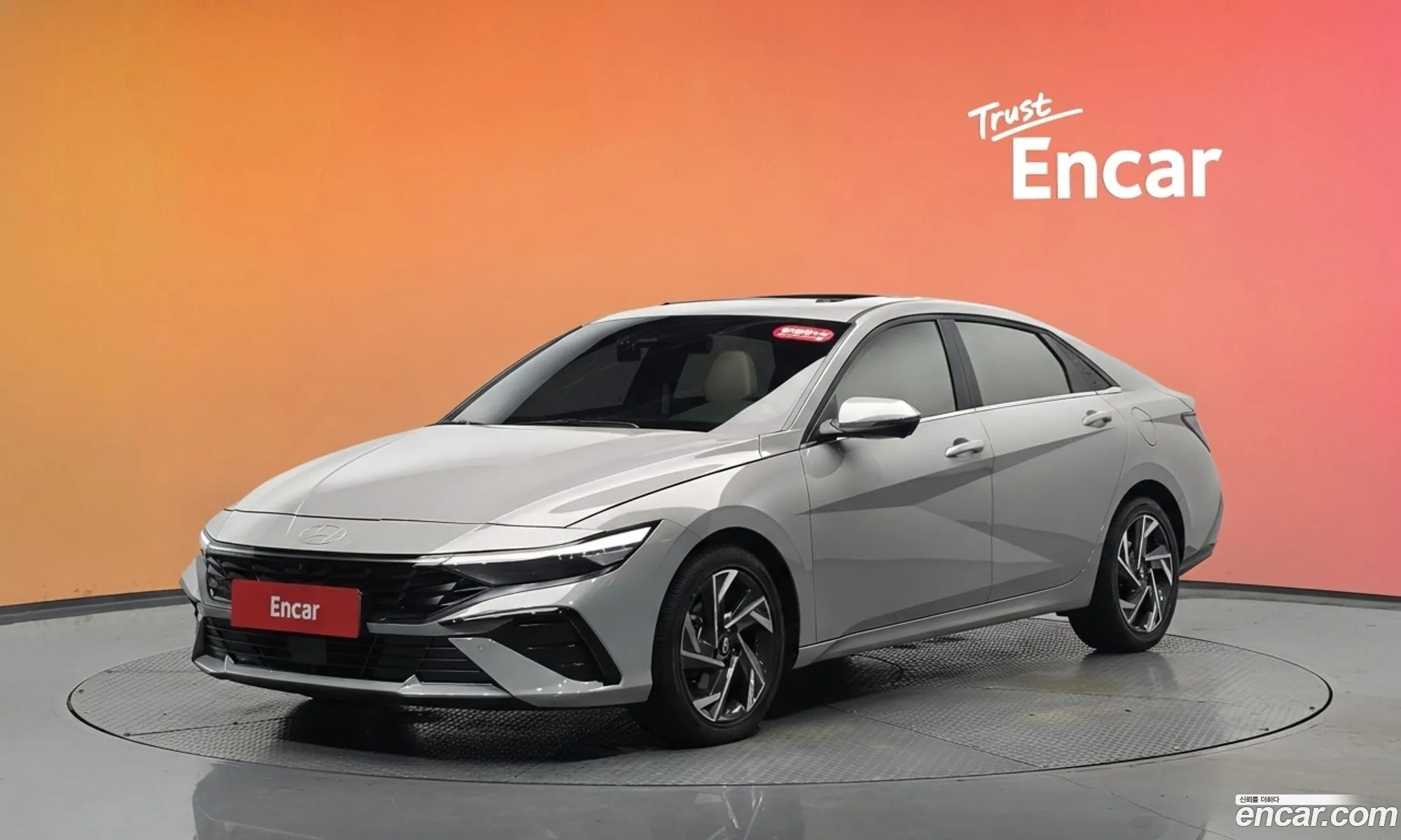 Hyundai Elantra 2024 — 2