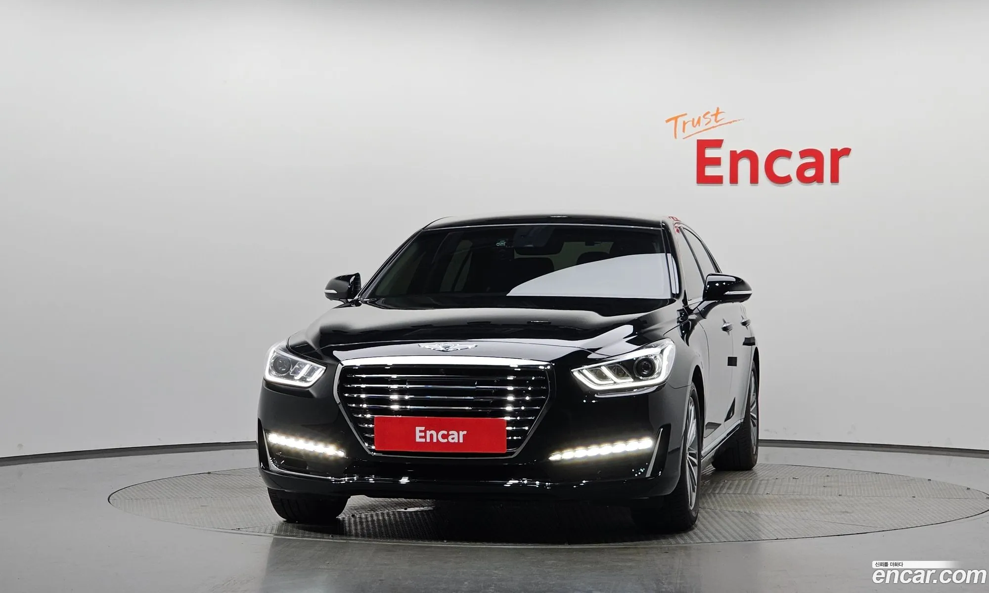 Genesis EQ900 2016 — 2