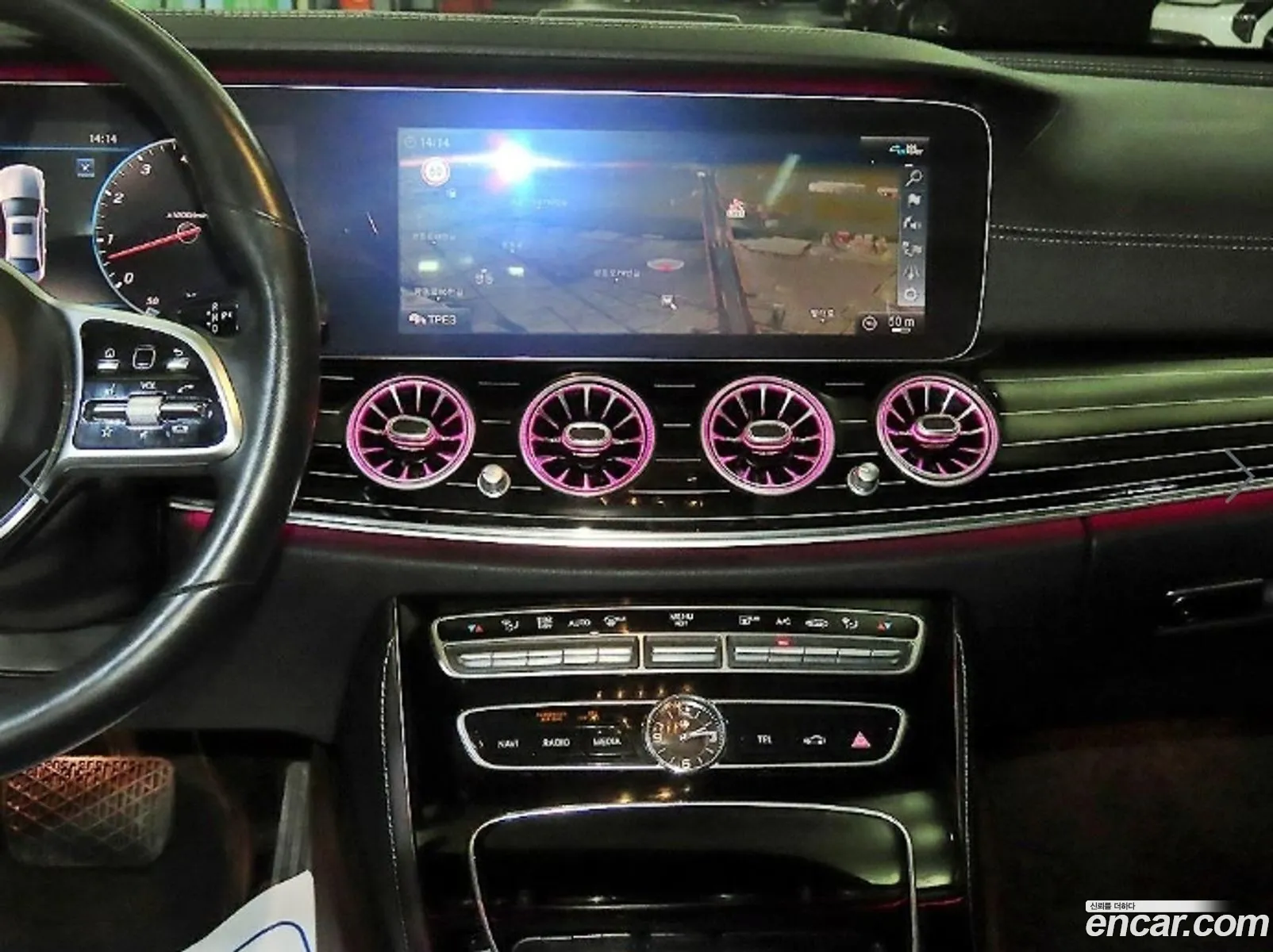 Mercedes-Benz E-Class W213 2020 — 17