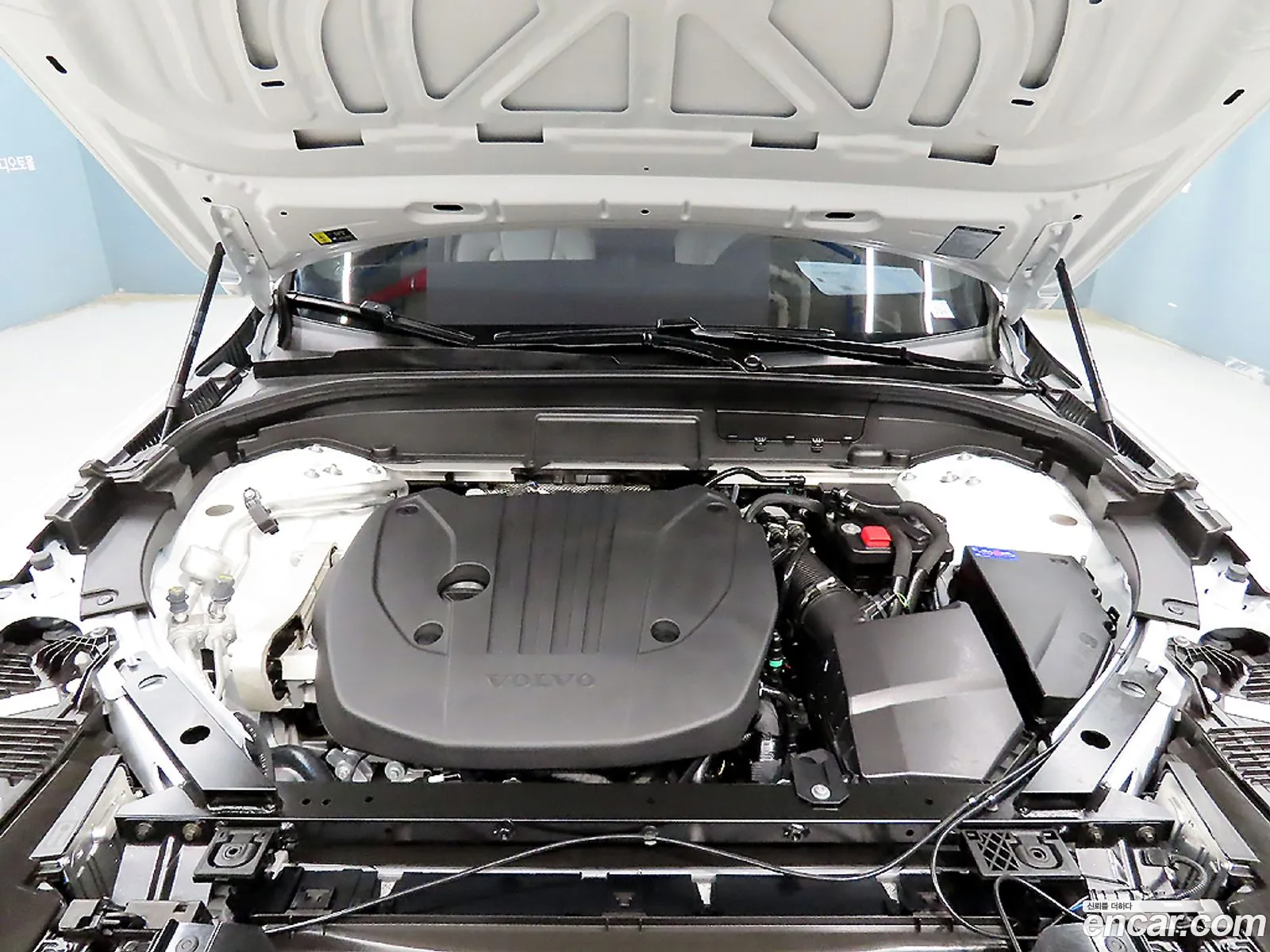 Volvo XC60 2026 — 15