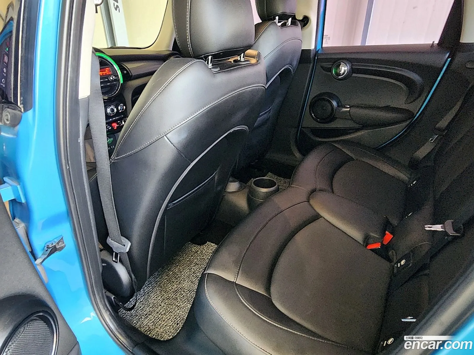 Mini Cooper D 2015 — 17