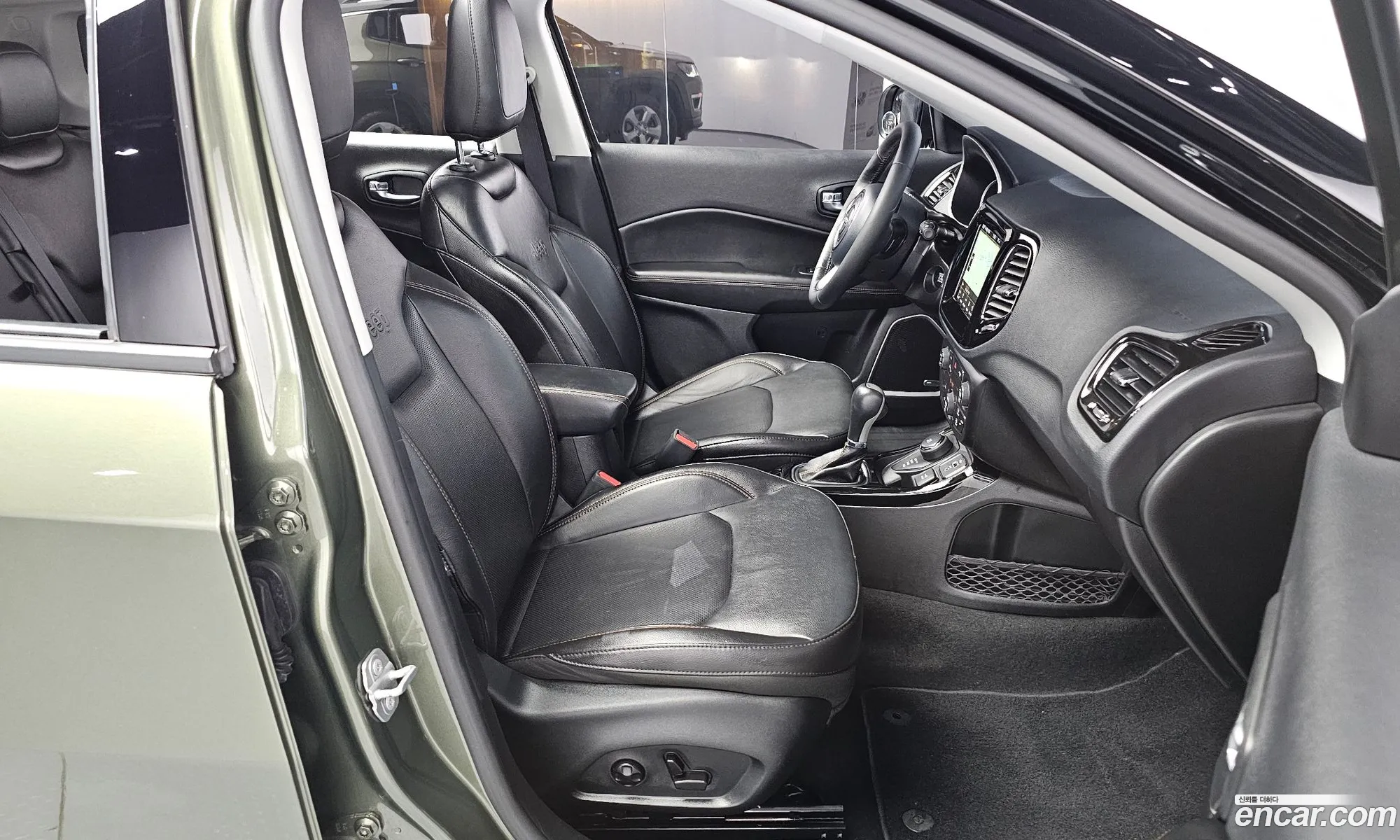 Jeep Compass 2019 — 25