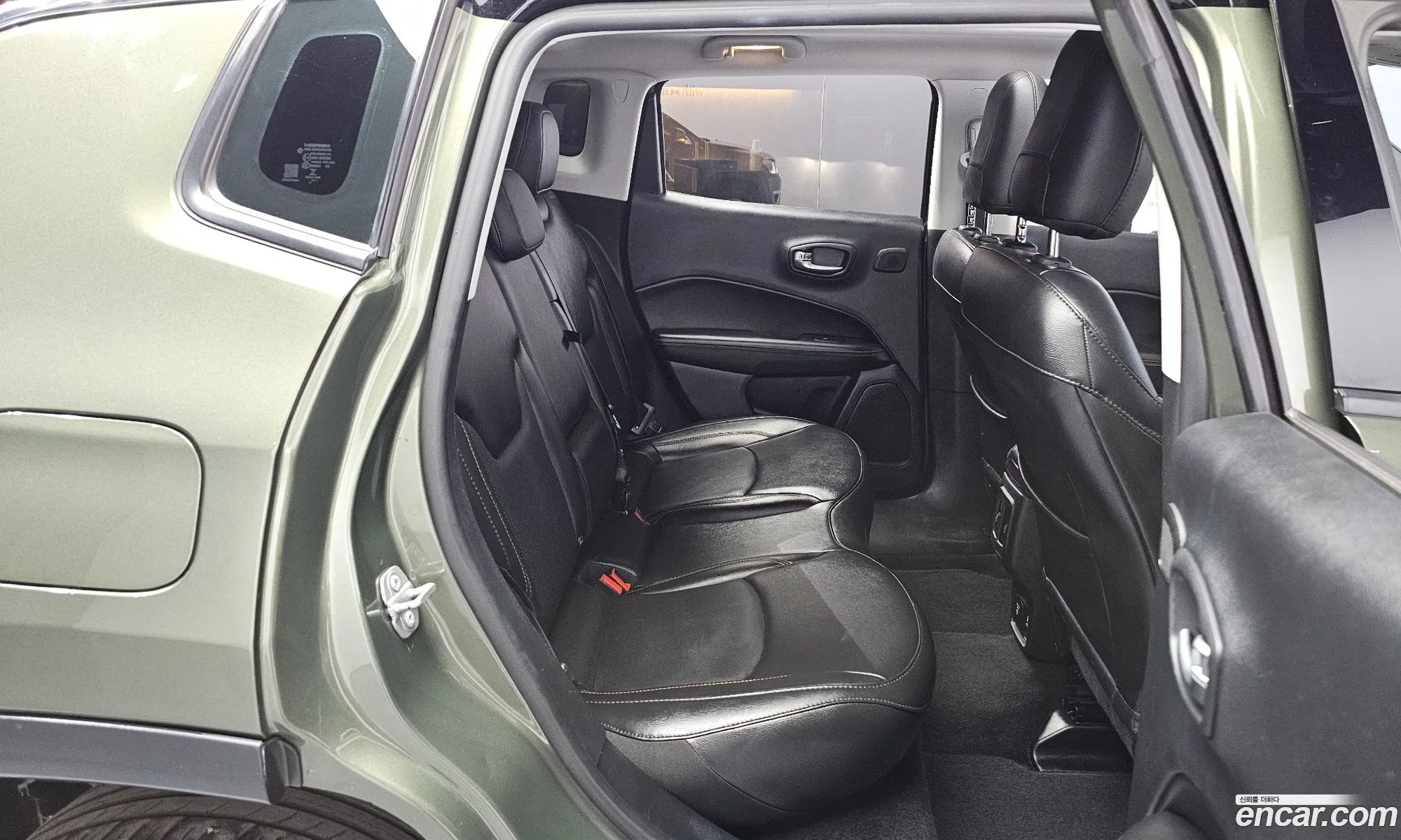 Jeep Compass 2019 — 28