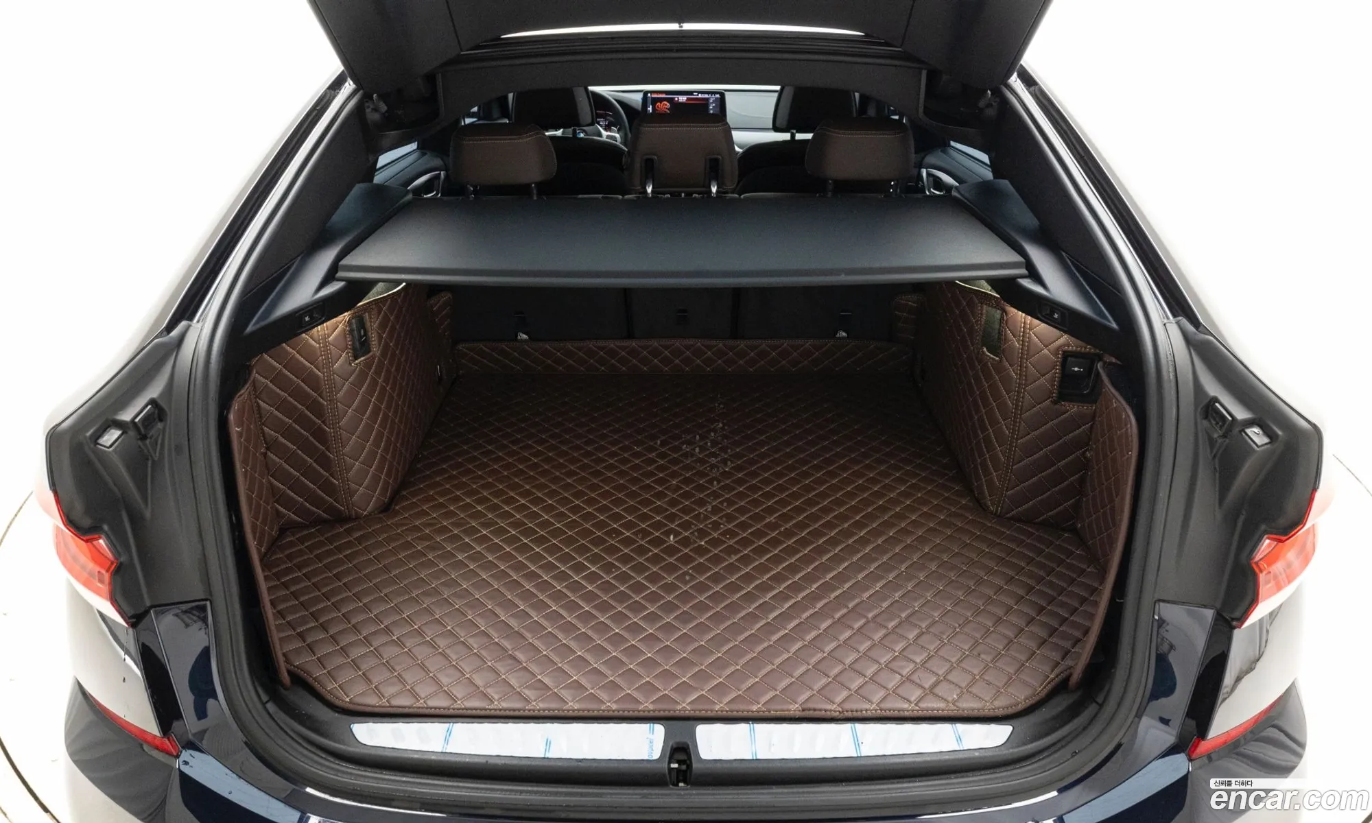 BMW 6 Series GT 2023 — 13