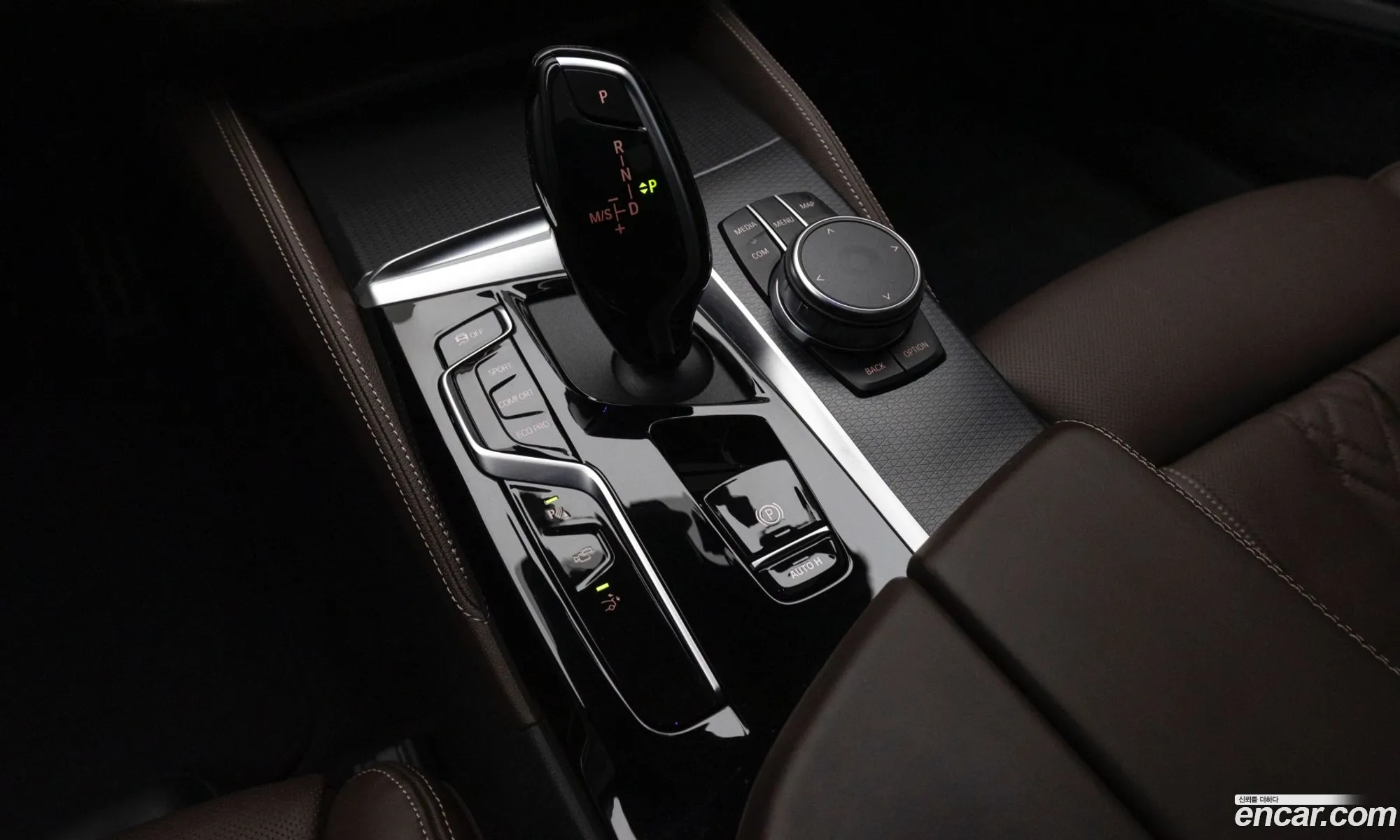 BMW 6 Series GT 2023 — 17