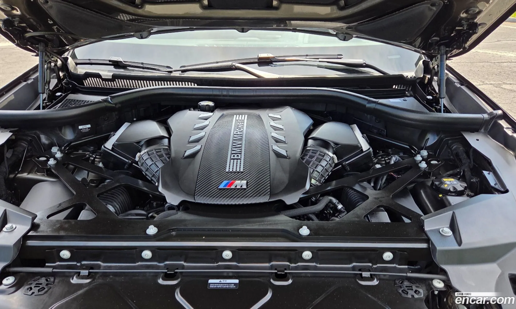 BMW X5 M 2022 — 14
