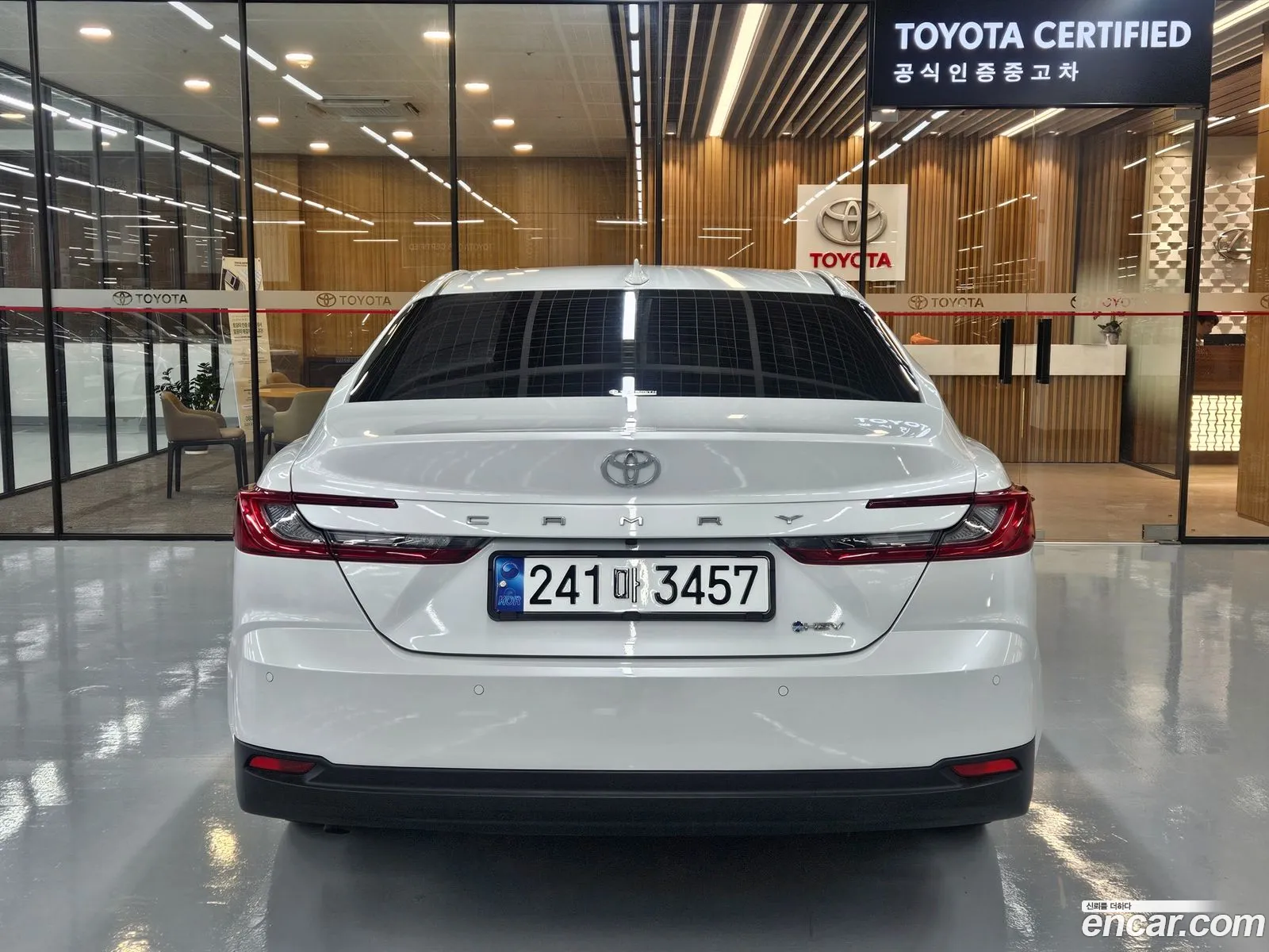 Toyota Camry 2024 — 11