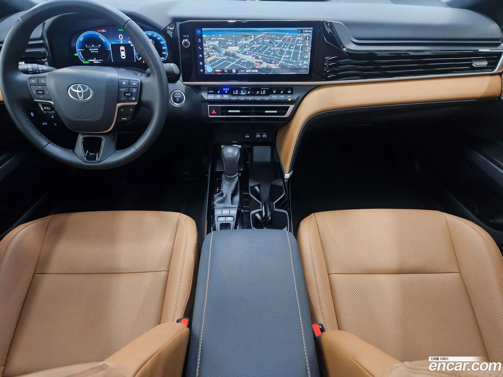 Toyota Camry 2024 — 3