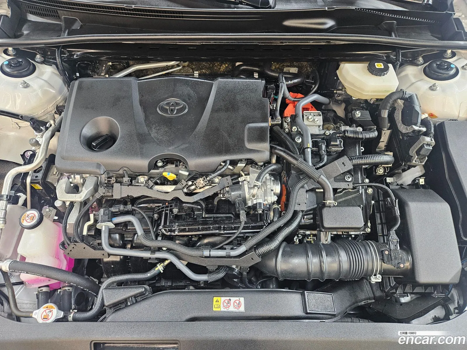 Toyota Camry 2024 — 17