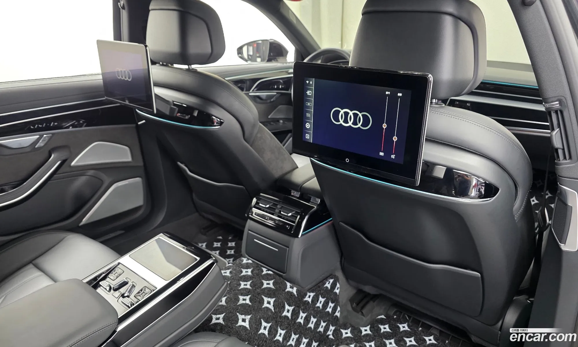 Audi A8 2021 WAUZZZF86MN032374 — 14