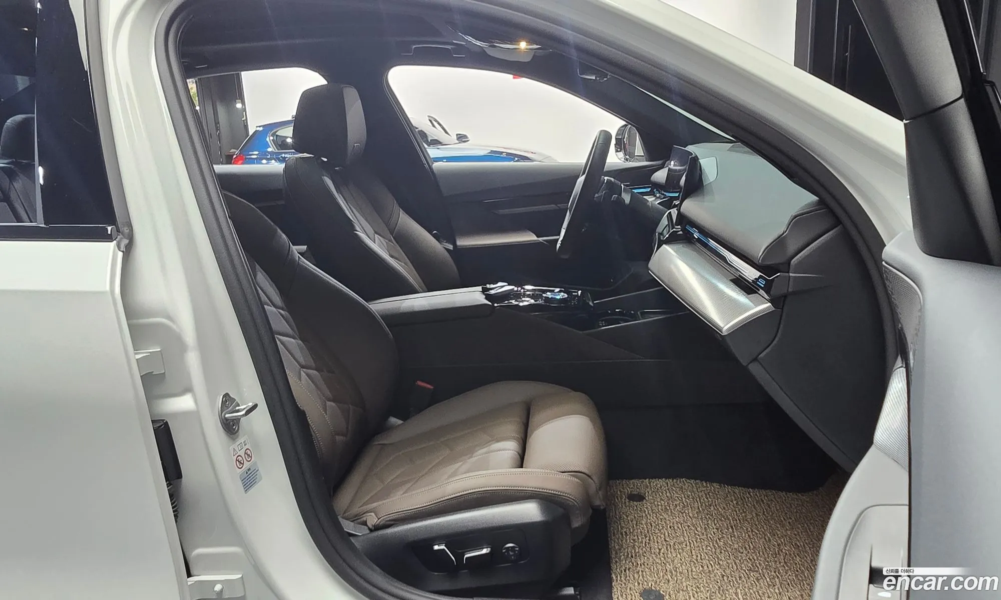 BMW 5 Series 2023 — 20