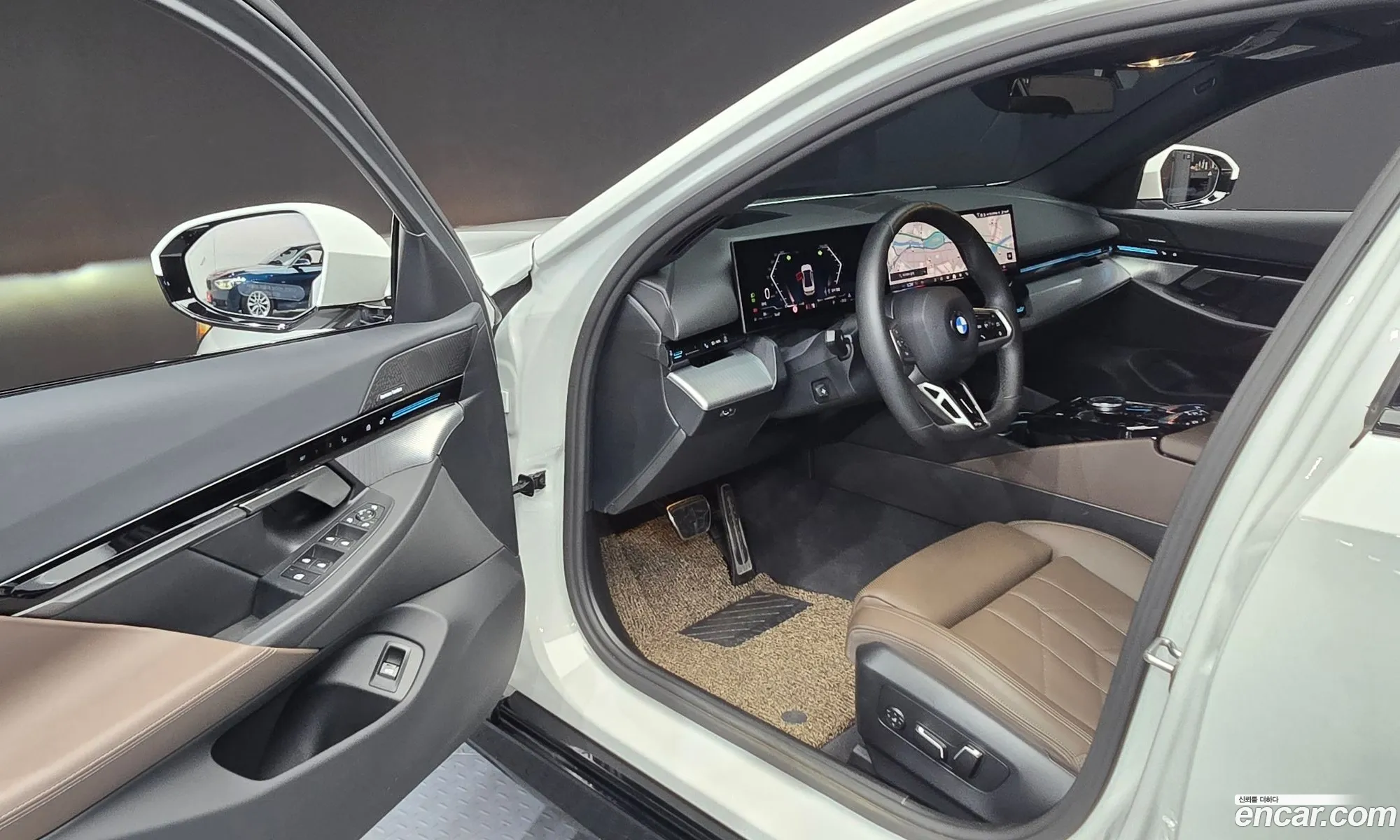 BMW 5 Series 2023 — 30