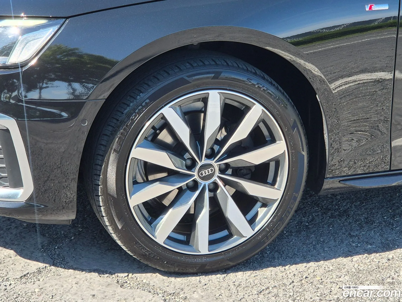 Audi A4 2023 — 8
