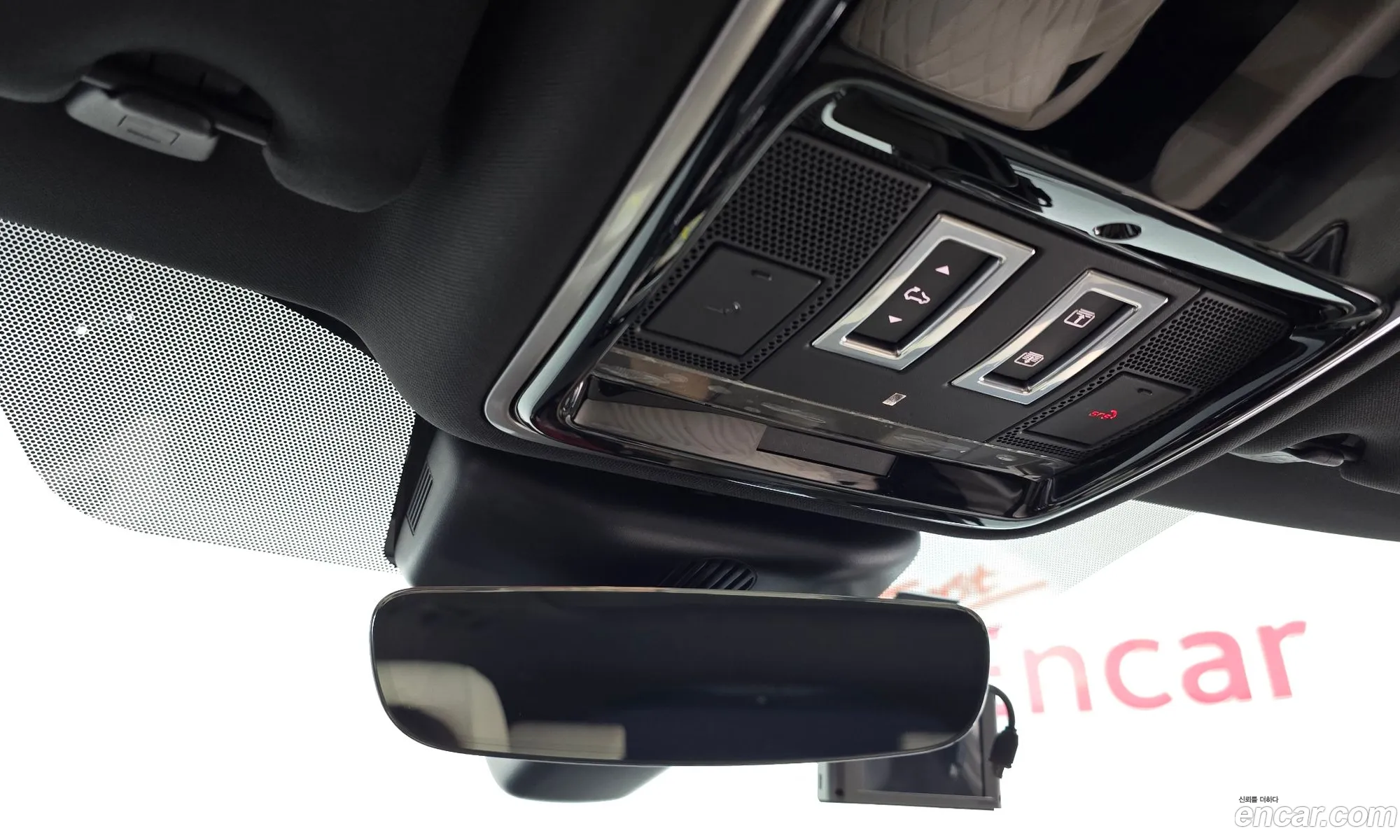Land Rover Range Rover Velar 2019 — 3