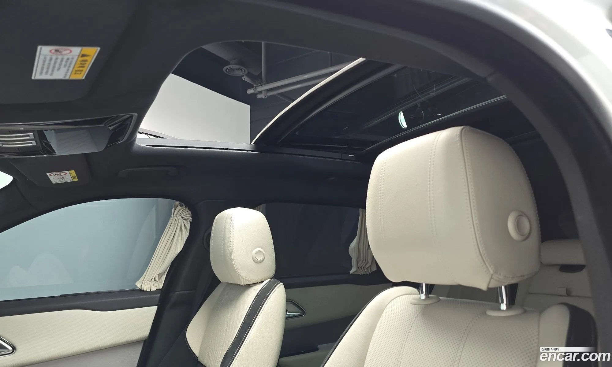 Land Rover Range Rover Velar 2019 — 2