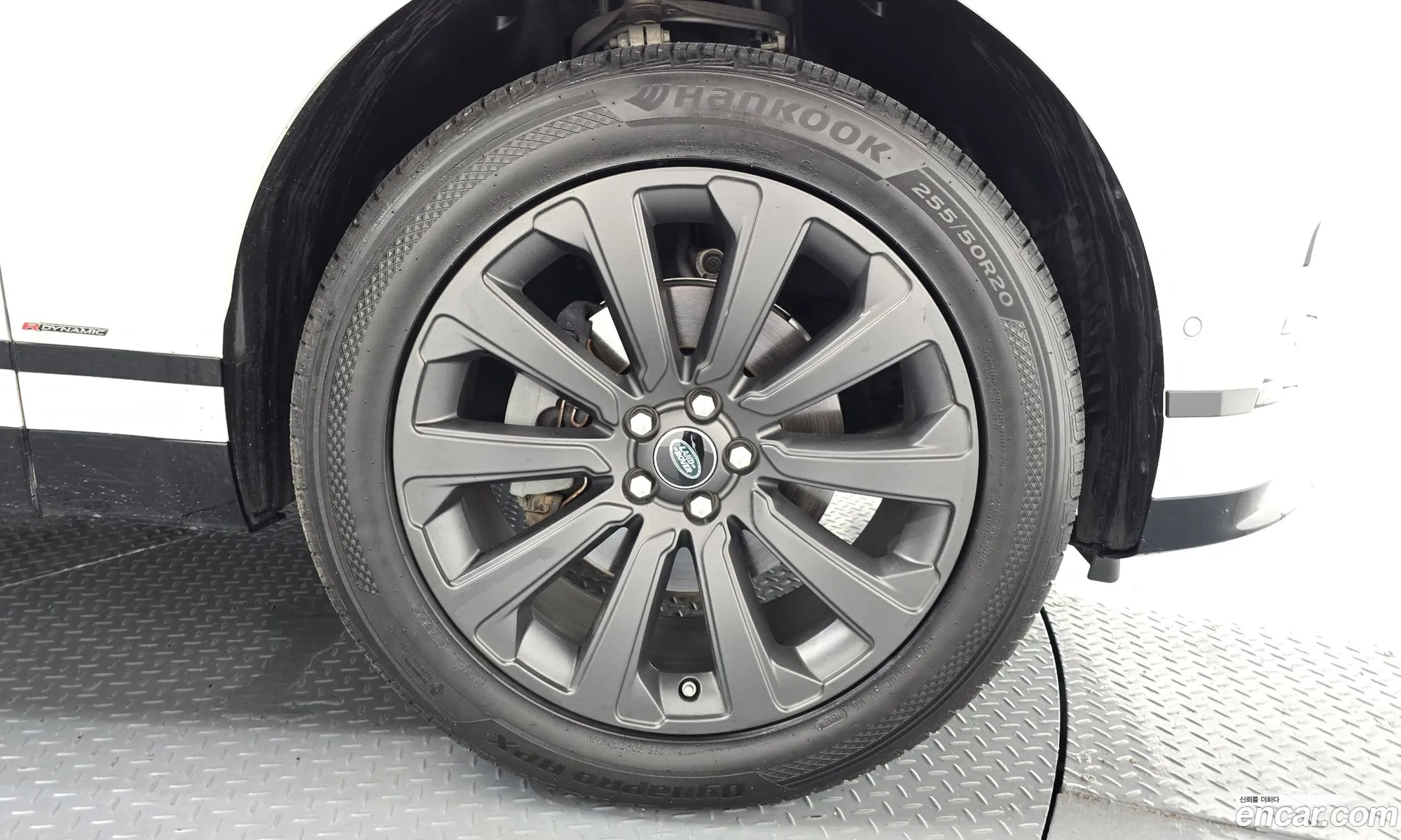 Land Rover Range Rover Velar 2019 — 30