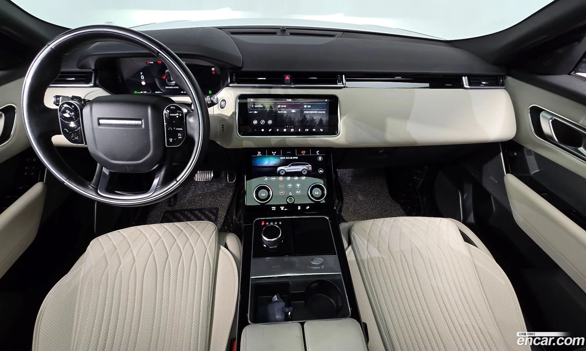 Land Rover Range Rover Velar 2019 — 26