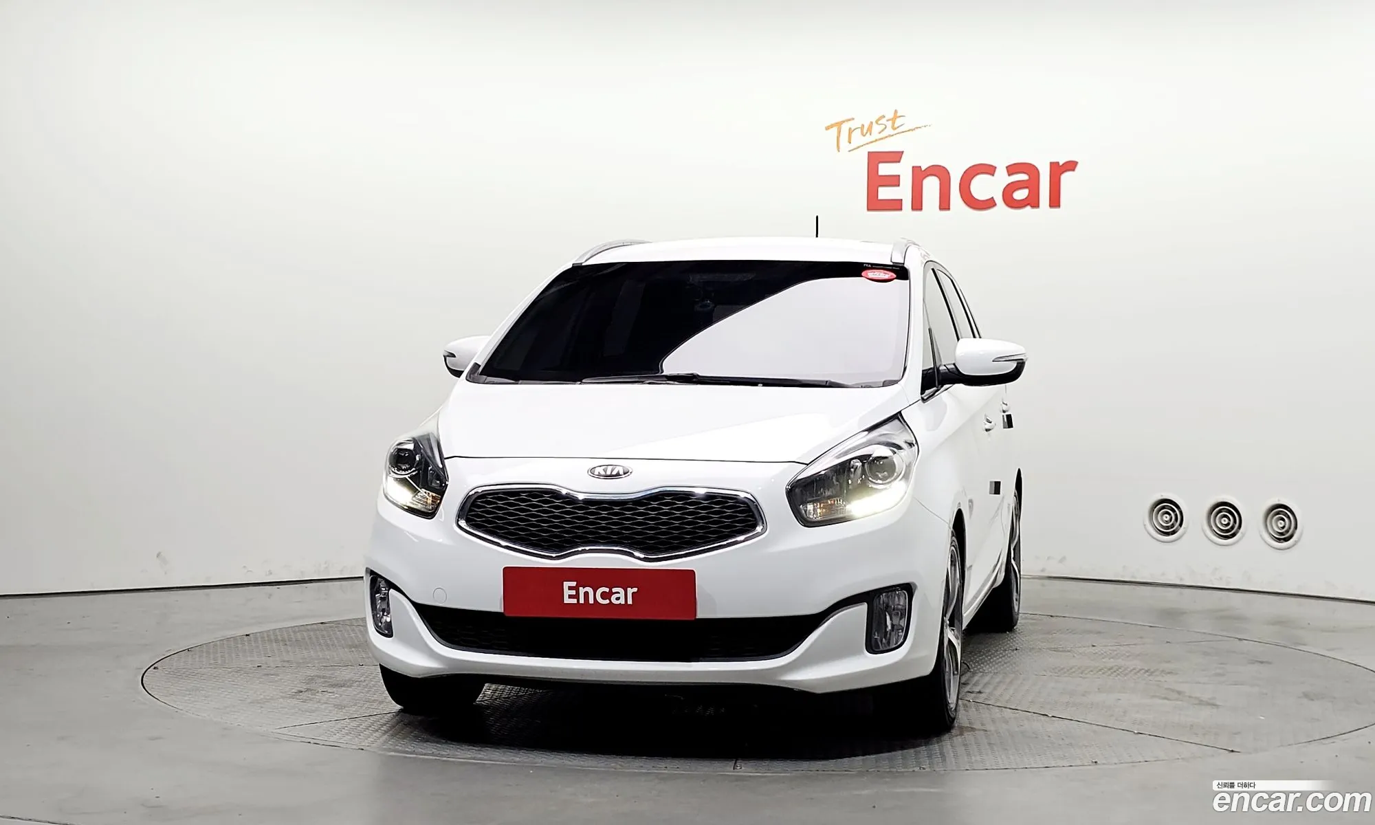 Kia Carens 2013 — 2