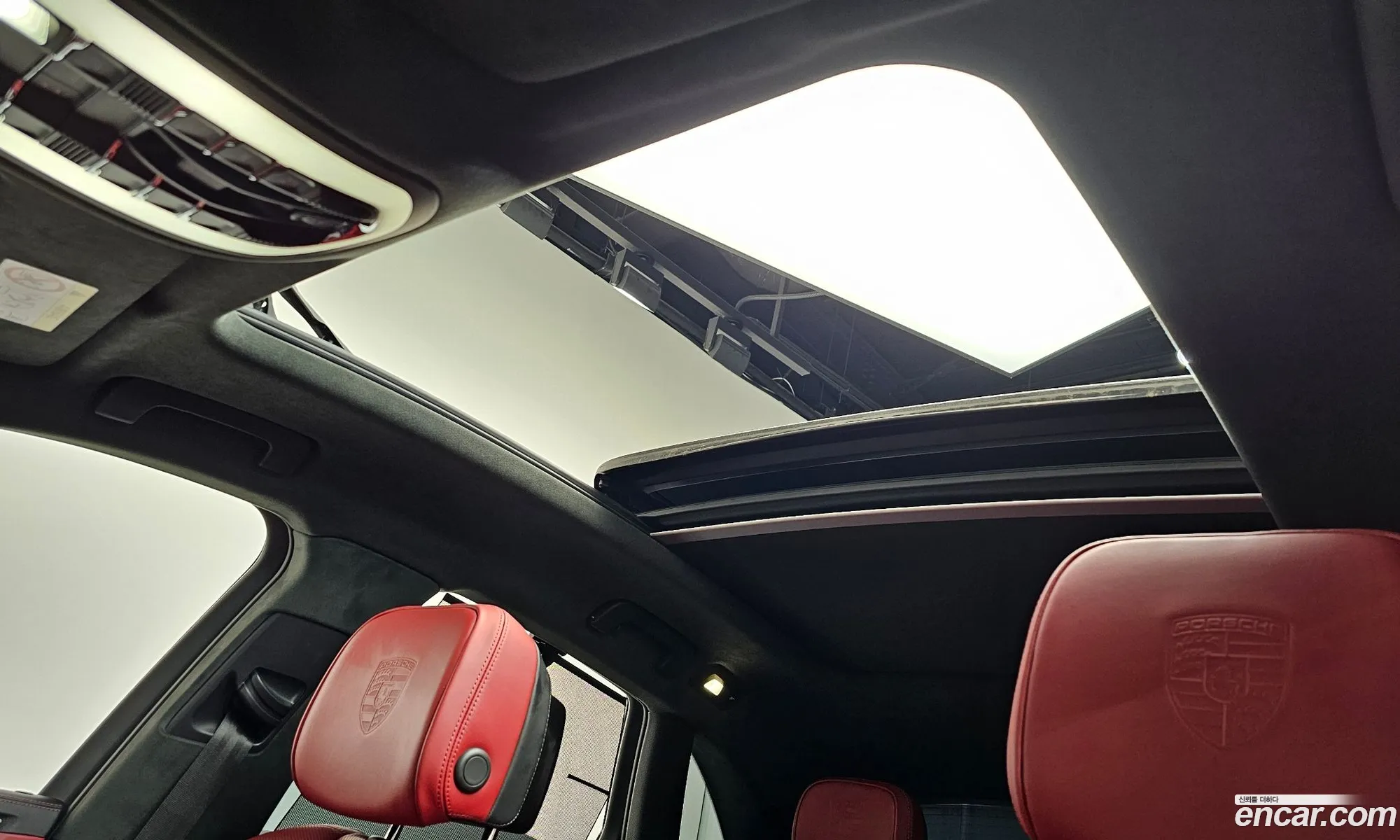 Porsche Macan 2023 WP1AF2952PLB55301 — 31