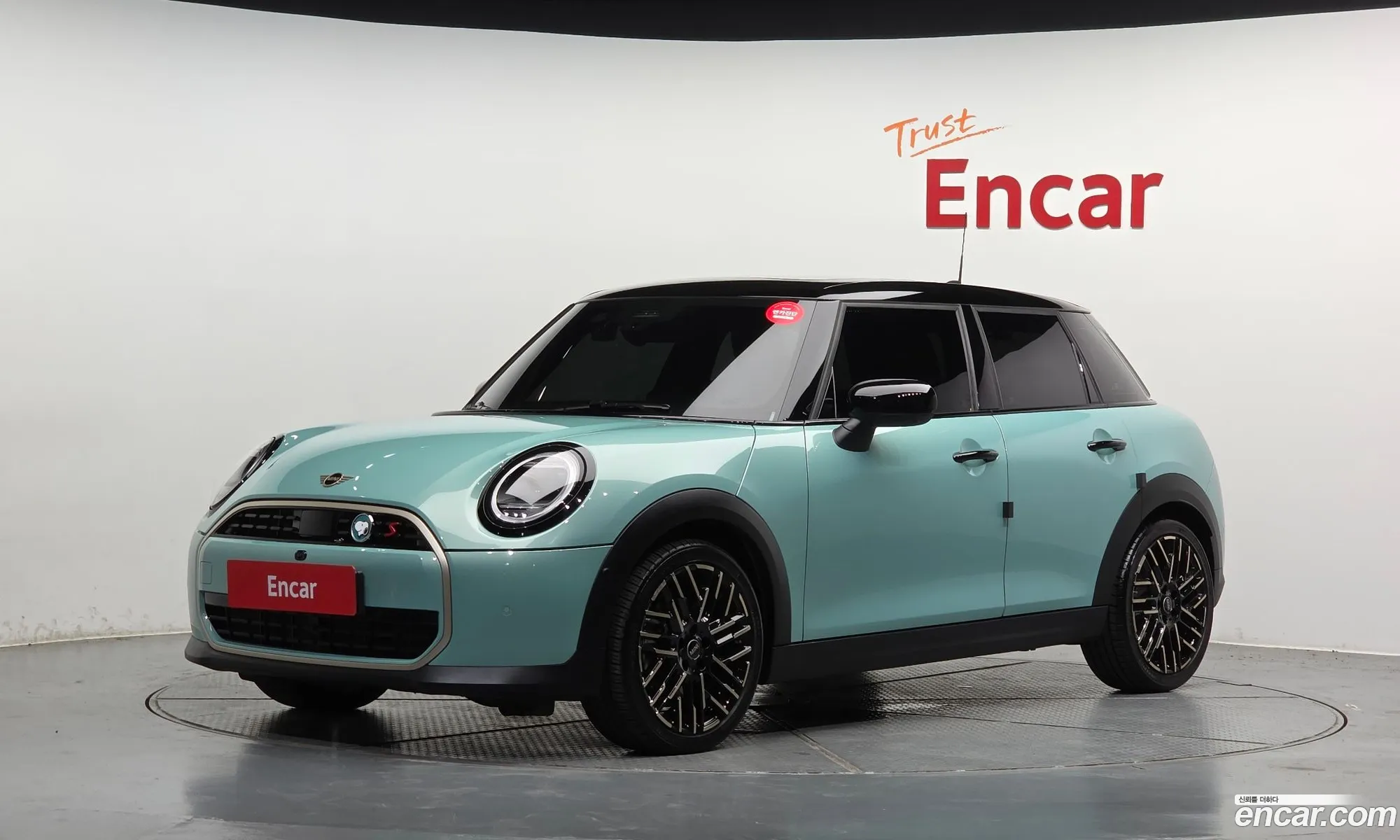 Mini Cooper S 2024 — 22