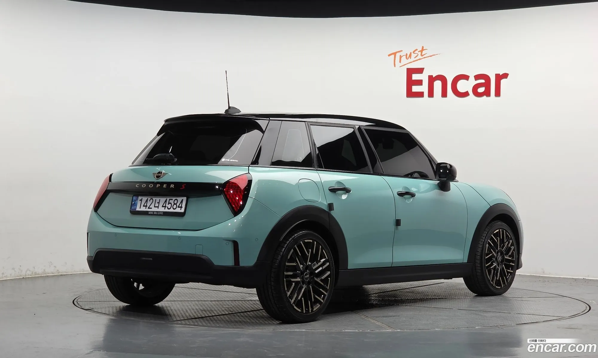 Mini Cooper S 2024 — 15
