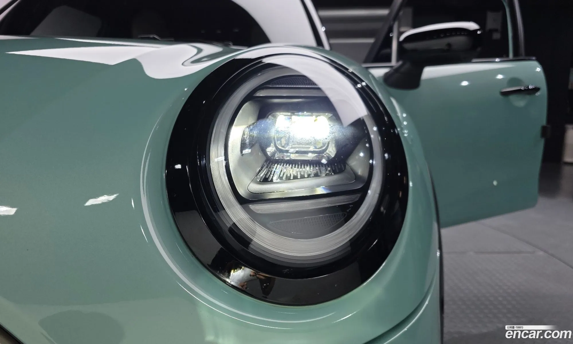 Mini Cooper S 2024 — 10