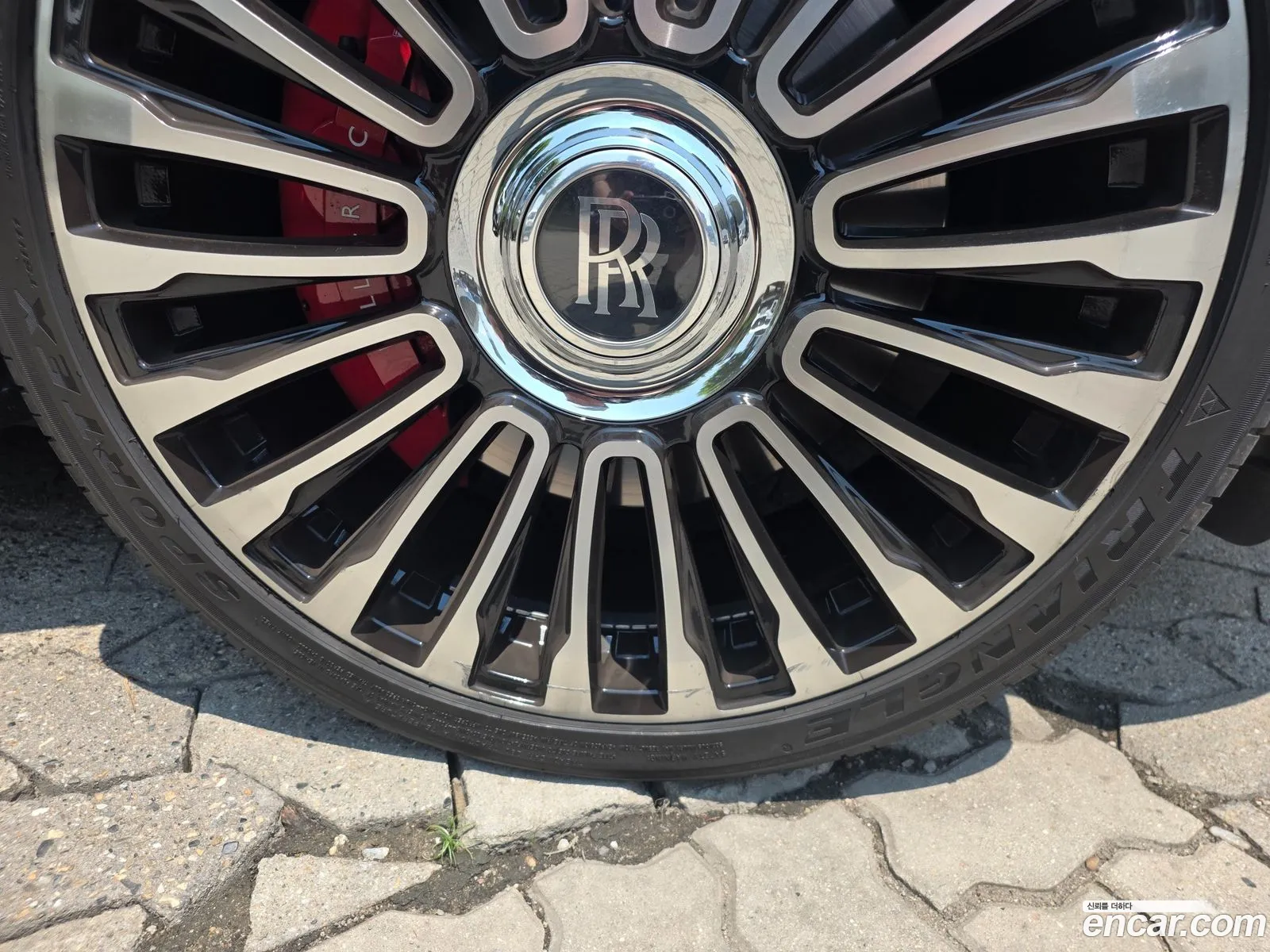 Rolls-Royce Dawn 2017 — 9
