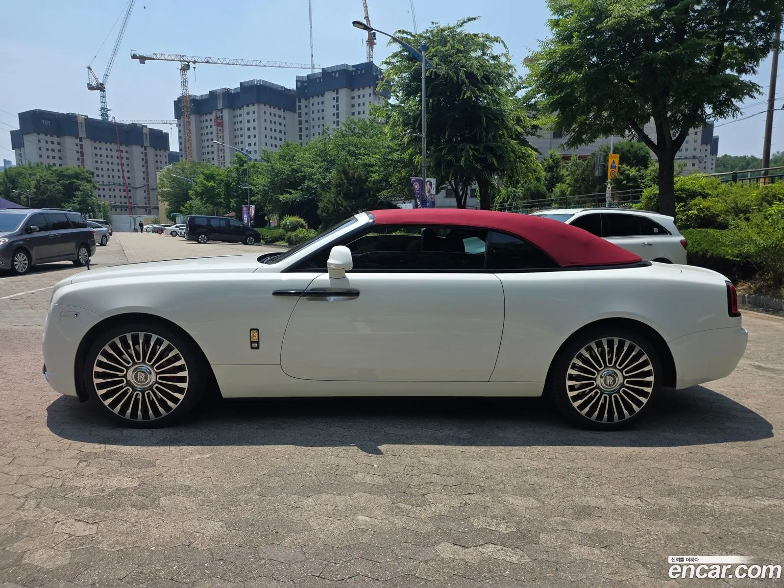 Rolls-Royce Dawn 2017 — 7