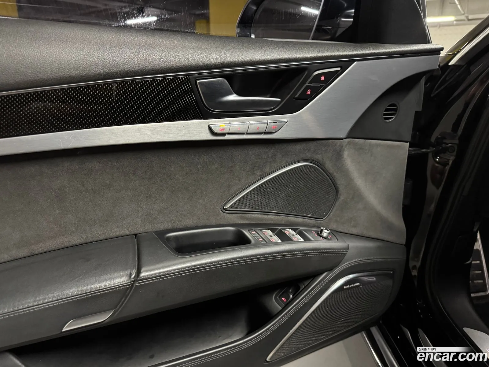 Audi S8 2014 — 15