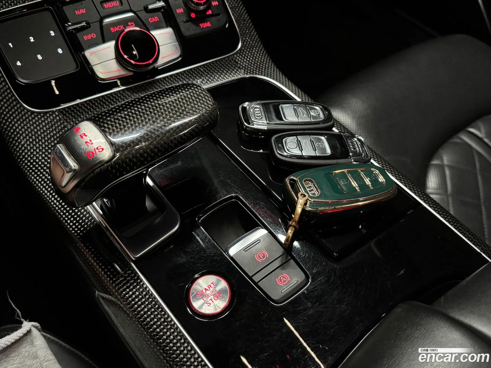 Audi S8 2014 — 2