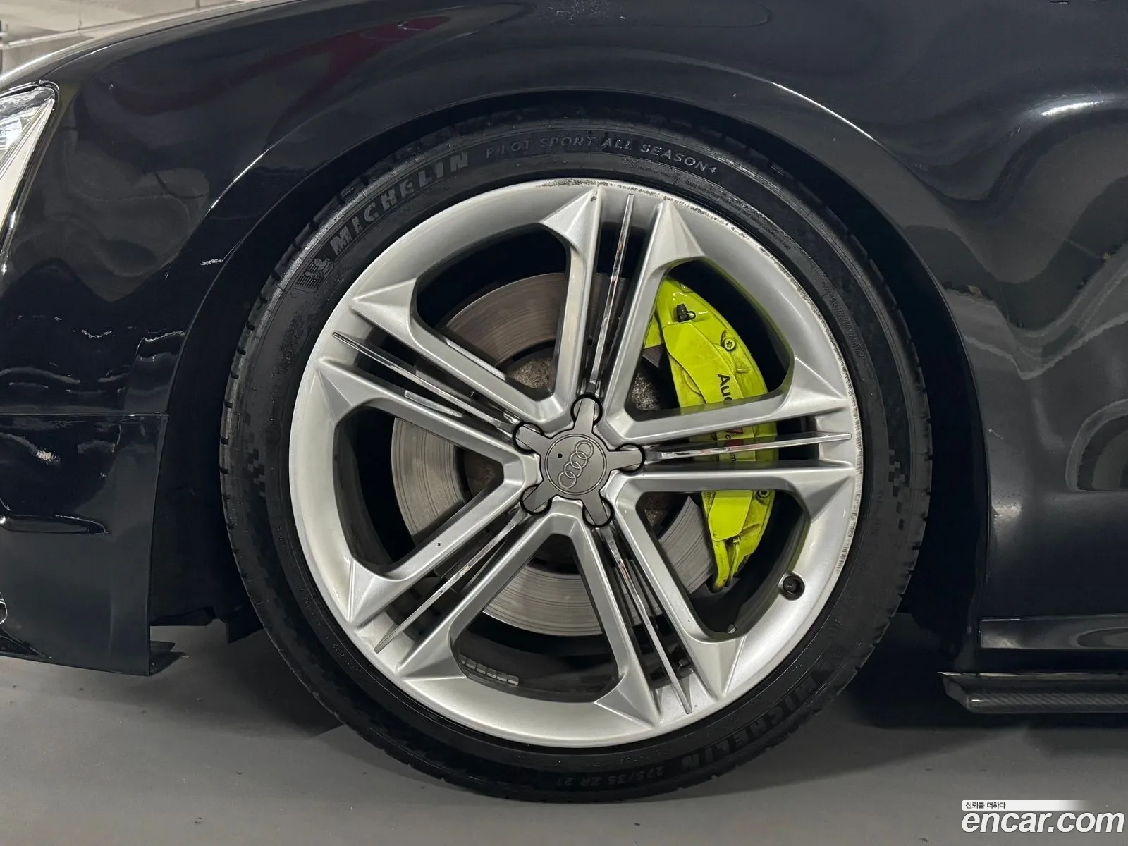 Audi S8 2014 — 11
