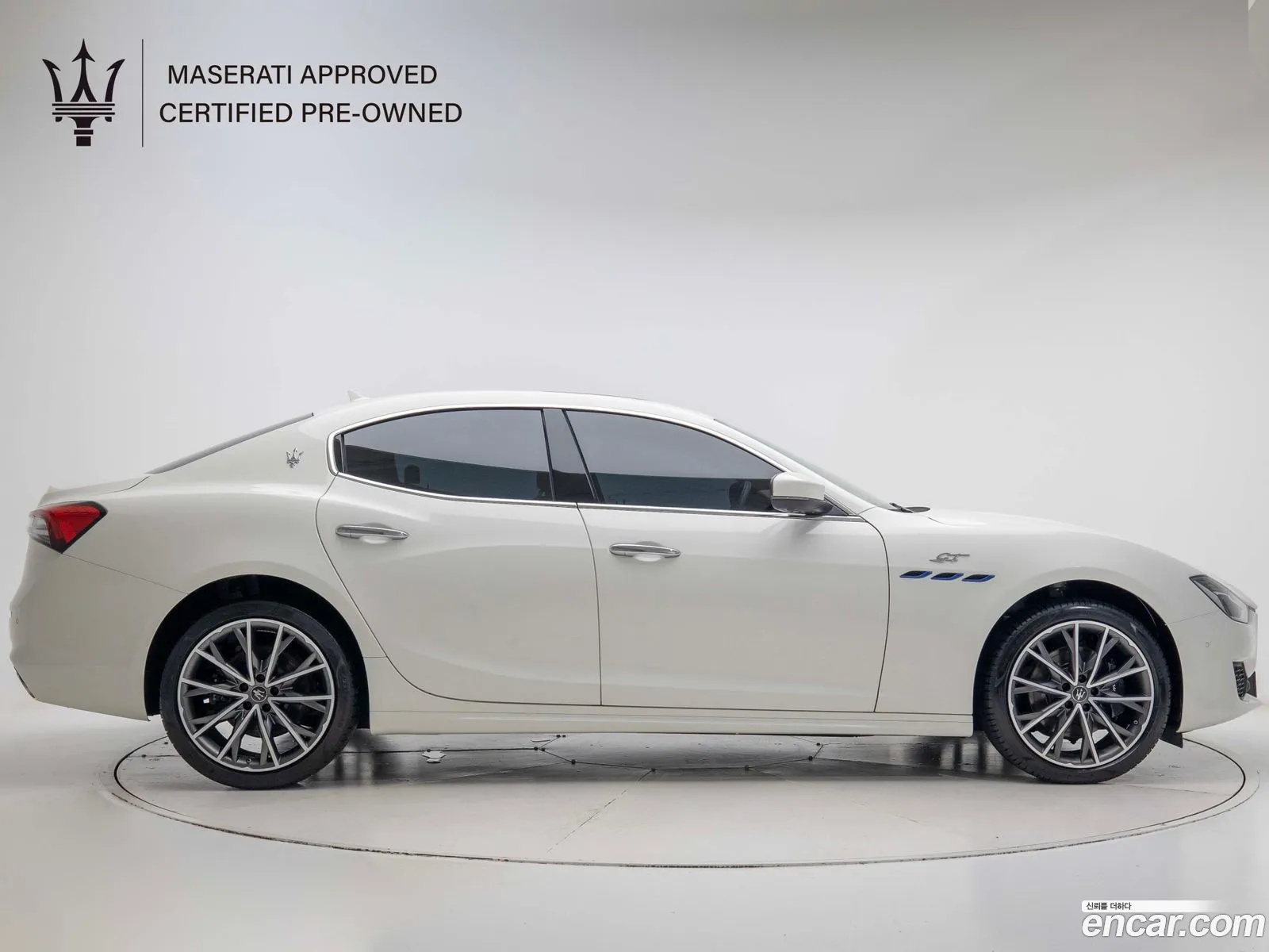 Maserati Ghibli 2023 — 10